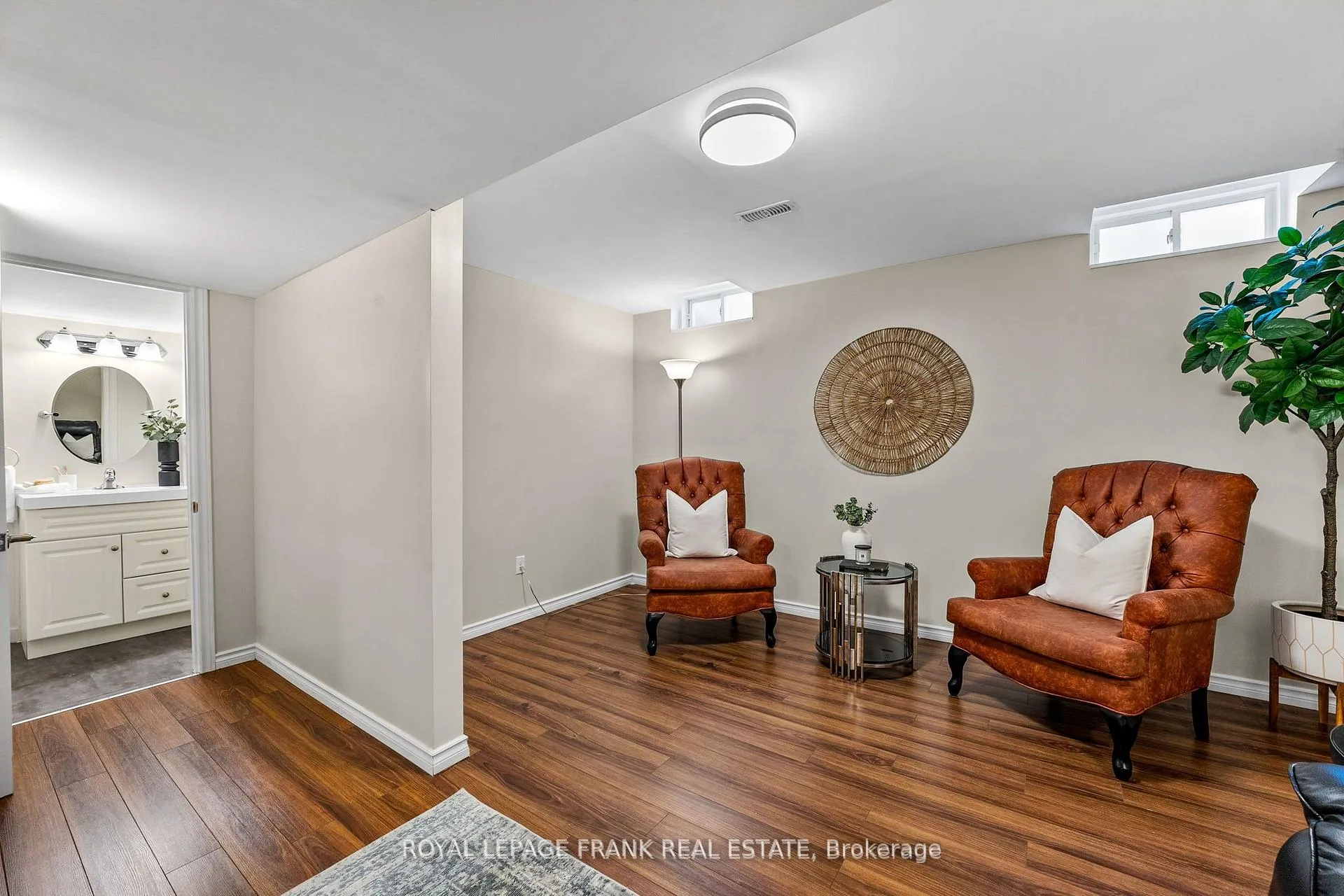 Photo 35 of 130 Worden Drive, Clarington, Courtice — HOMEH