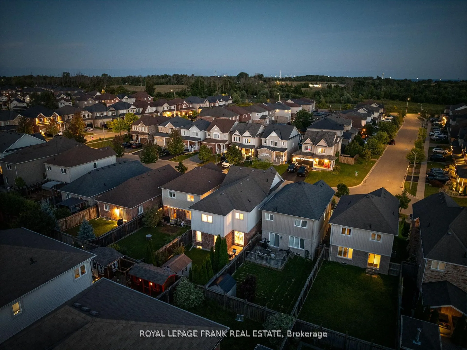 Photo 40 of 130 Worden Drive, Clarington, Courtice — HOMEH