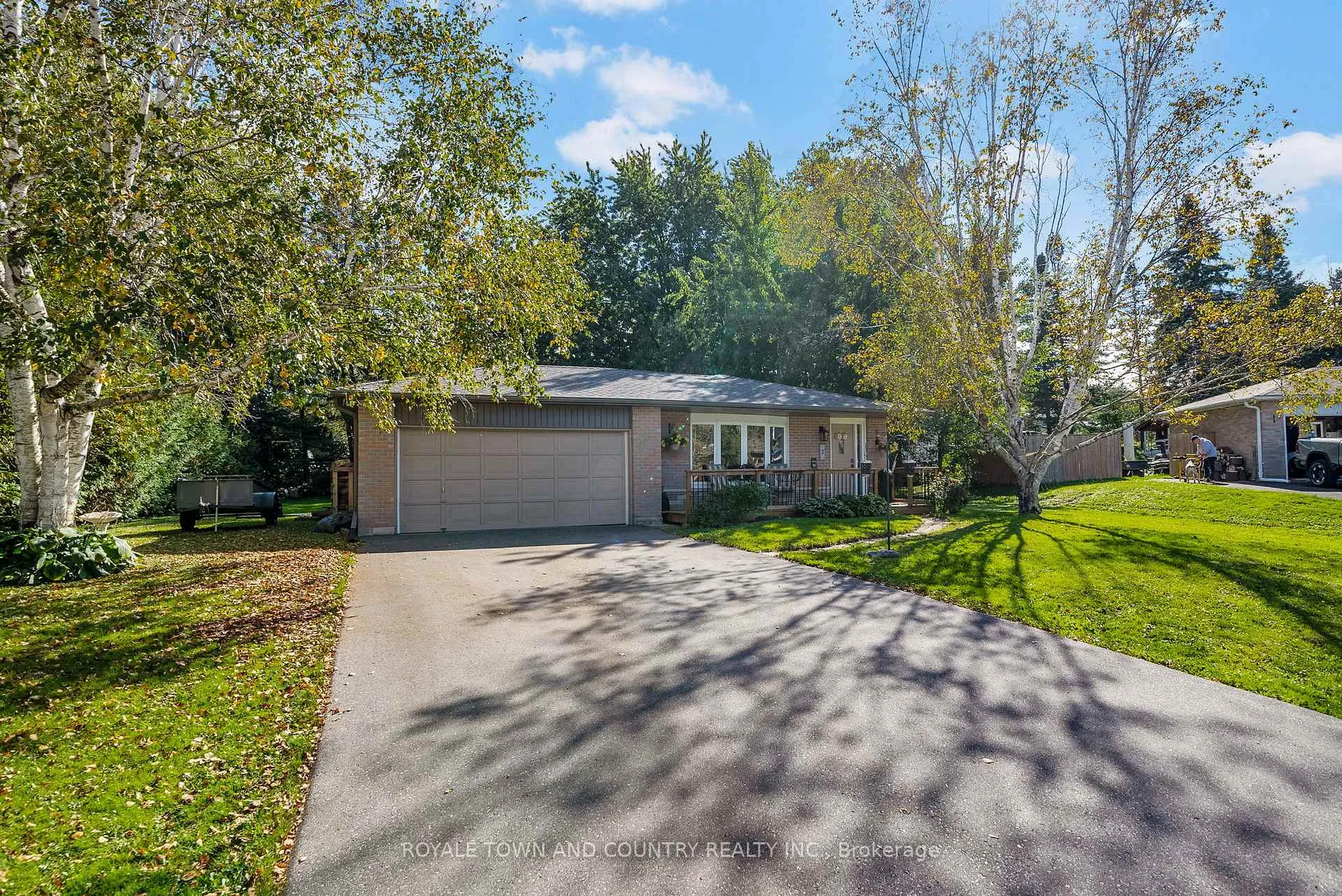 Photo 2 of 7 Donelda Court, Scugog, Blackstock — HOMEH