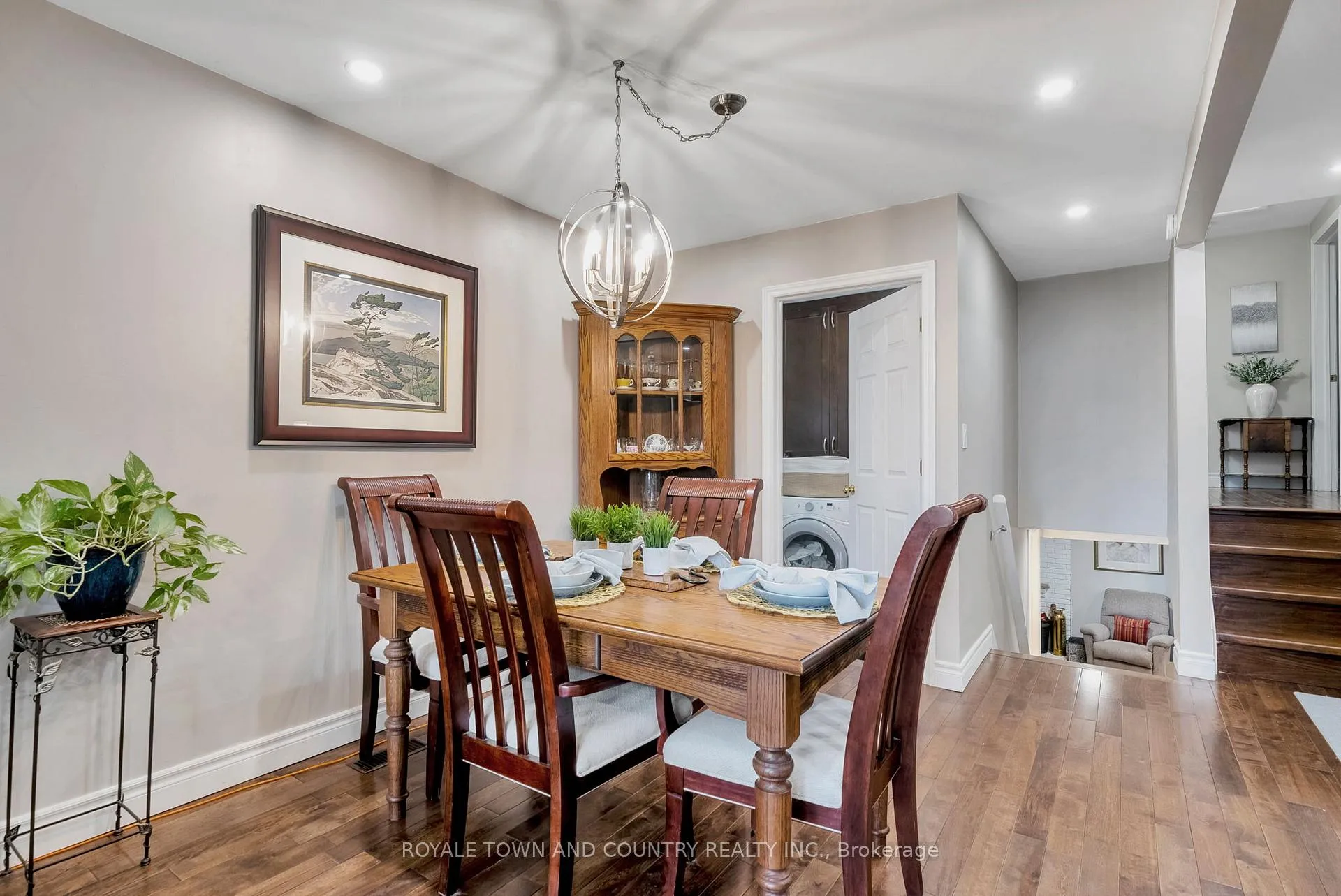 Photo 11 of 7 Donelda Court, Scugog, Blackstock — HOMEH