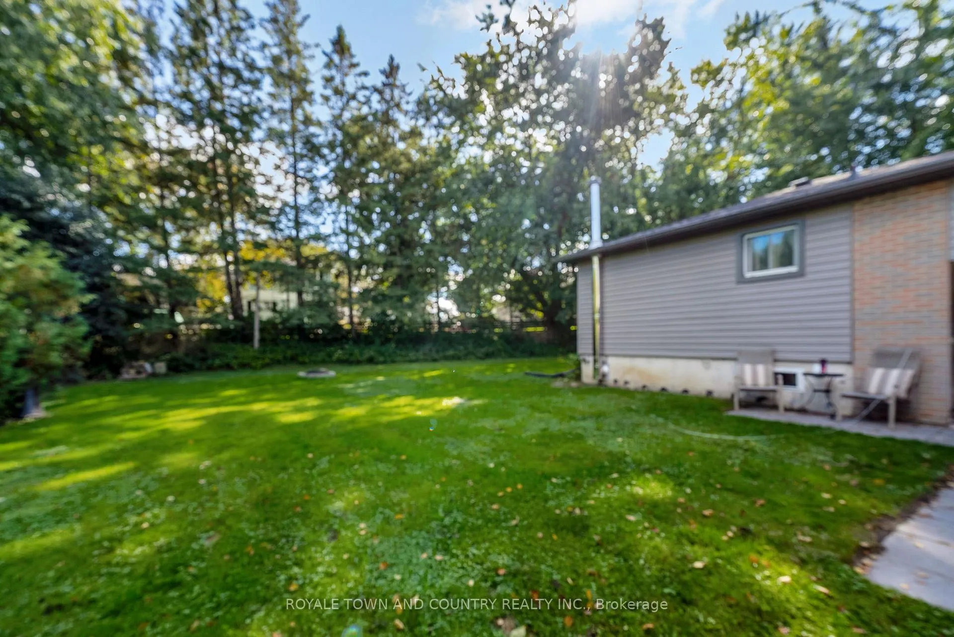 Photo 33 of 7 Donelda Court, Scugog, Blackstock — HOMEH