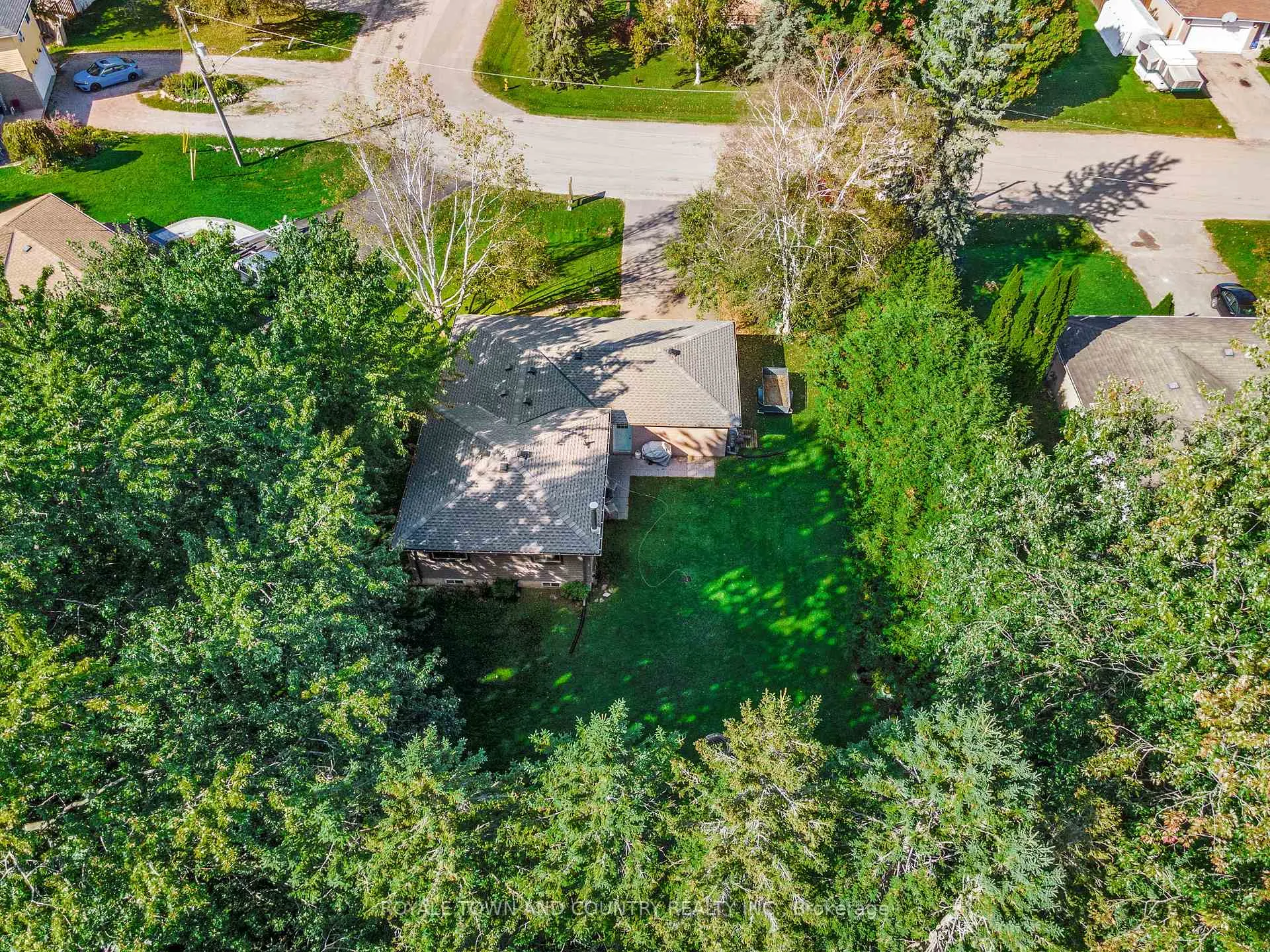Photo 35 of 7 Donelda Court, Scugog, Blackstock — HOMEH