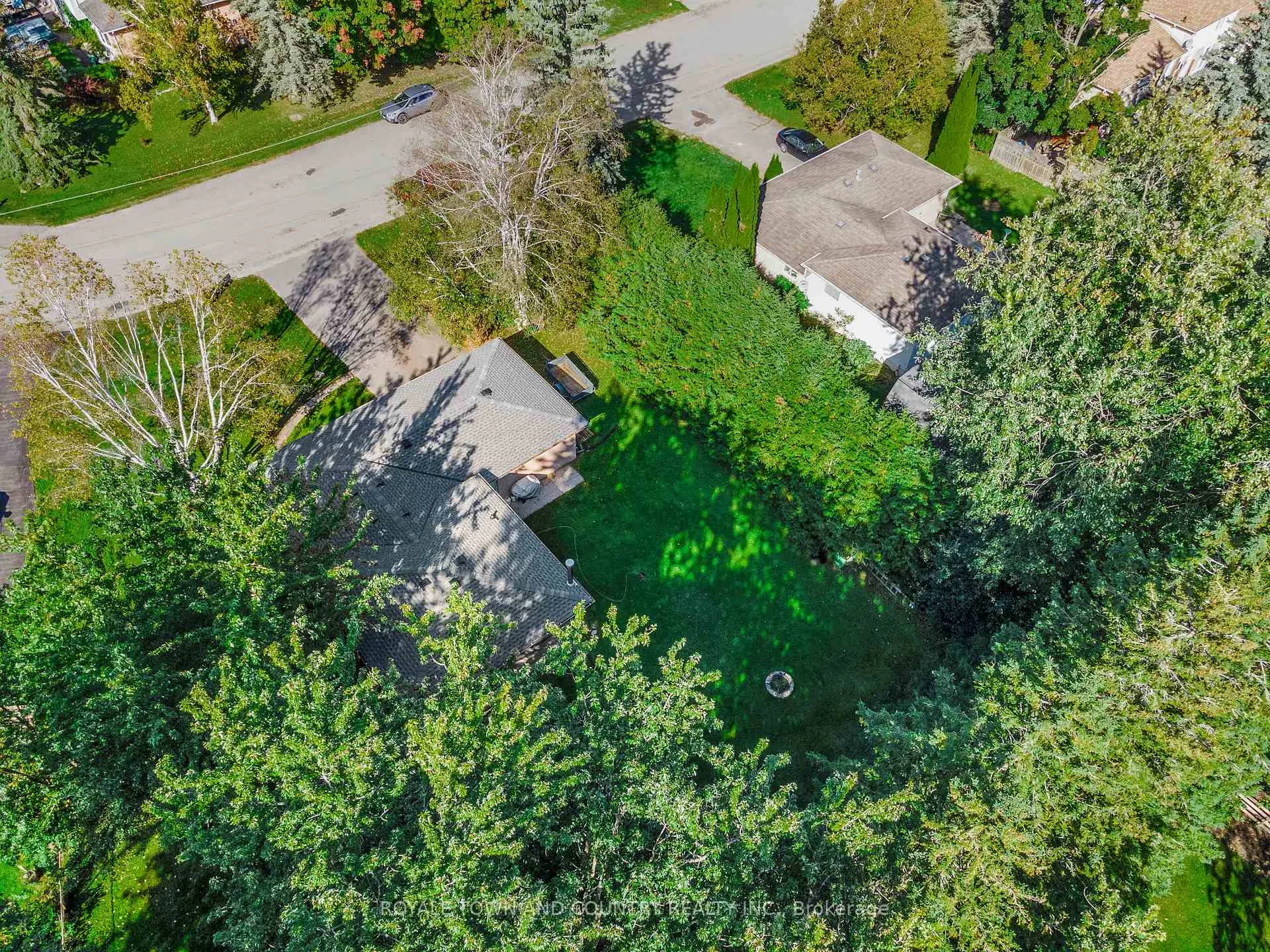 Photo 36 of 7 Donelda Court, Scugog, Blackstock — HOMEH
