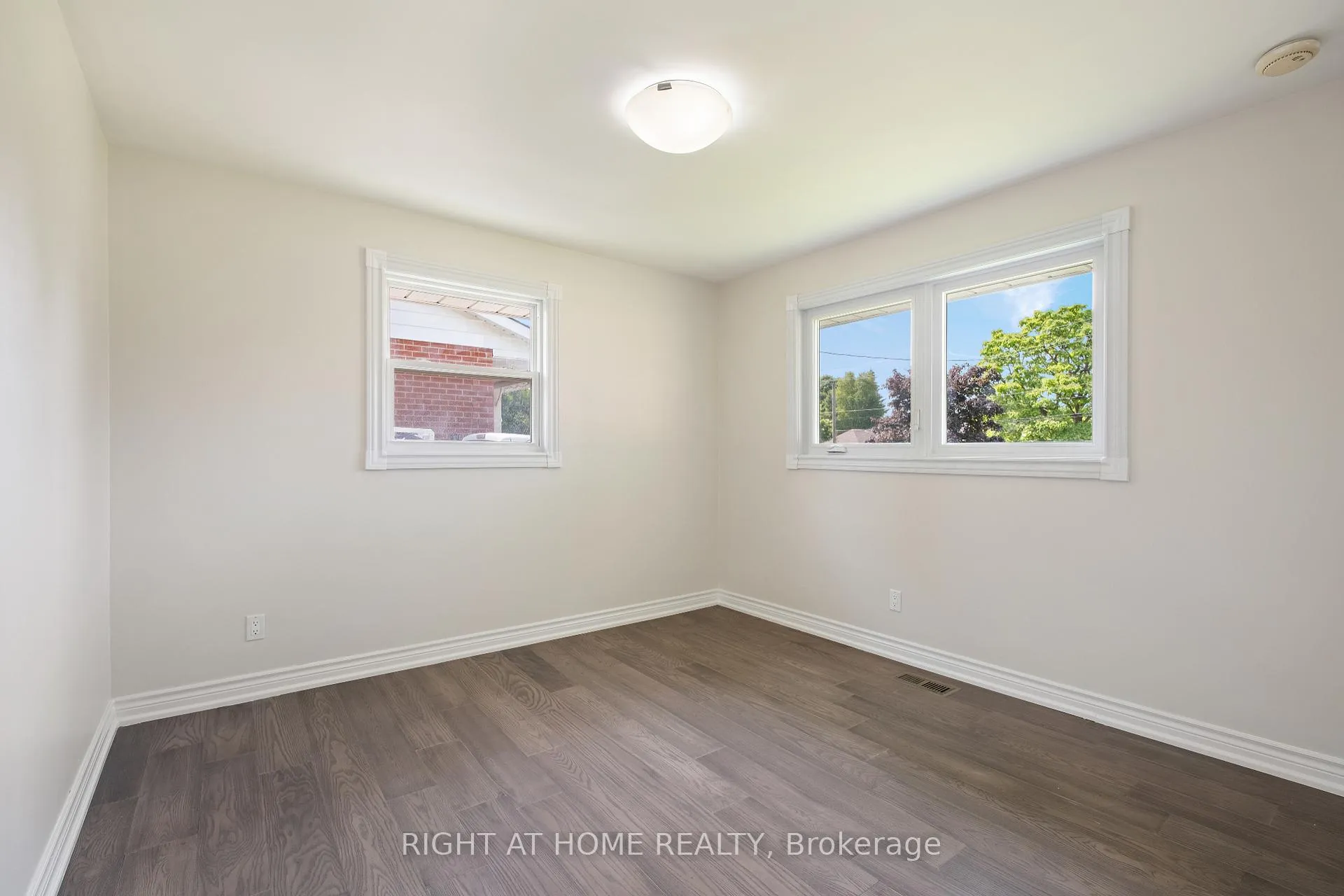 Photo 14 of 1419 Nash Road, Clarington, Courtice — HOMEH