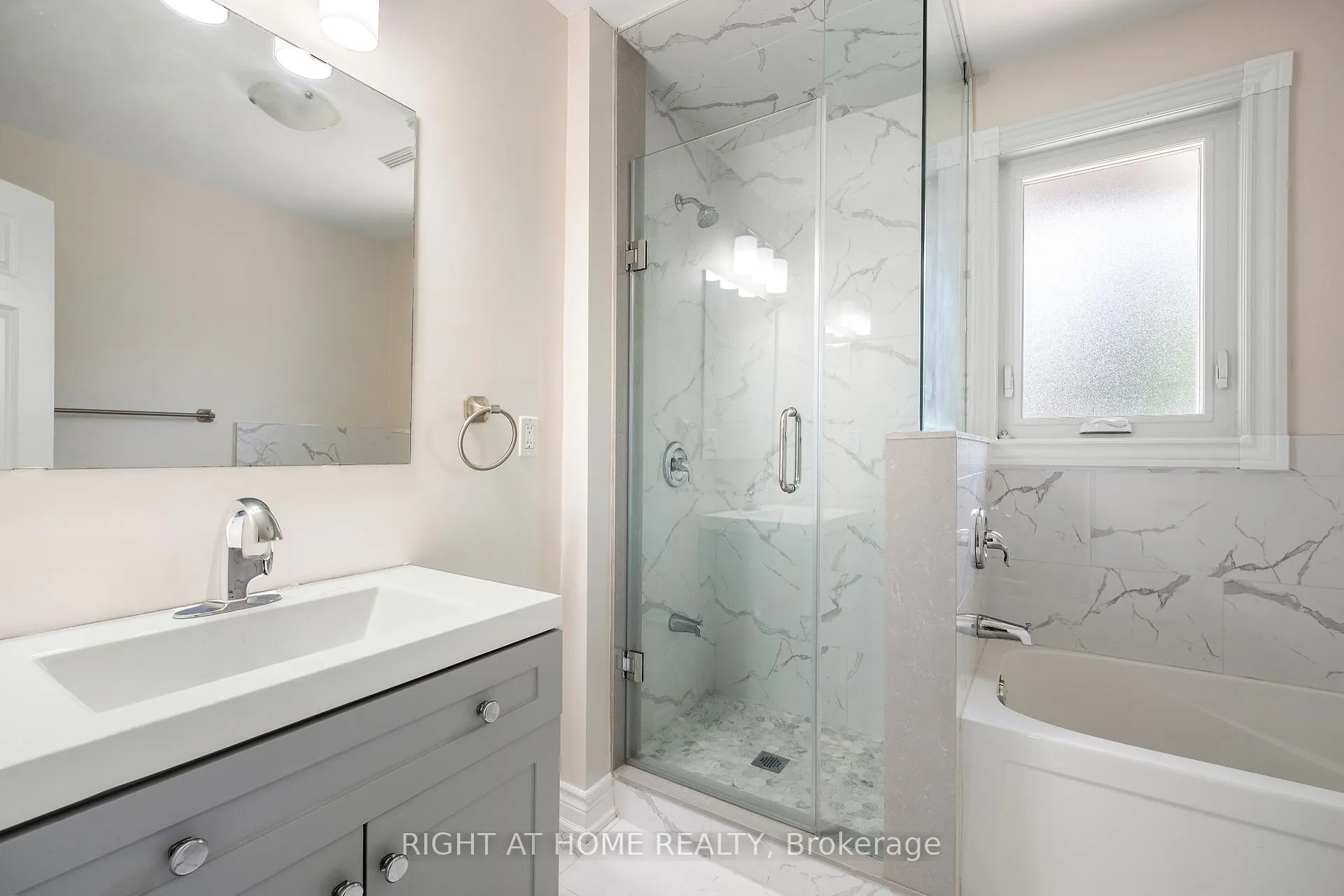 Photo 18 of 1419 Nash Road, Clarington, Courtice — HOMEH
