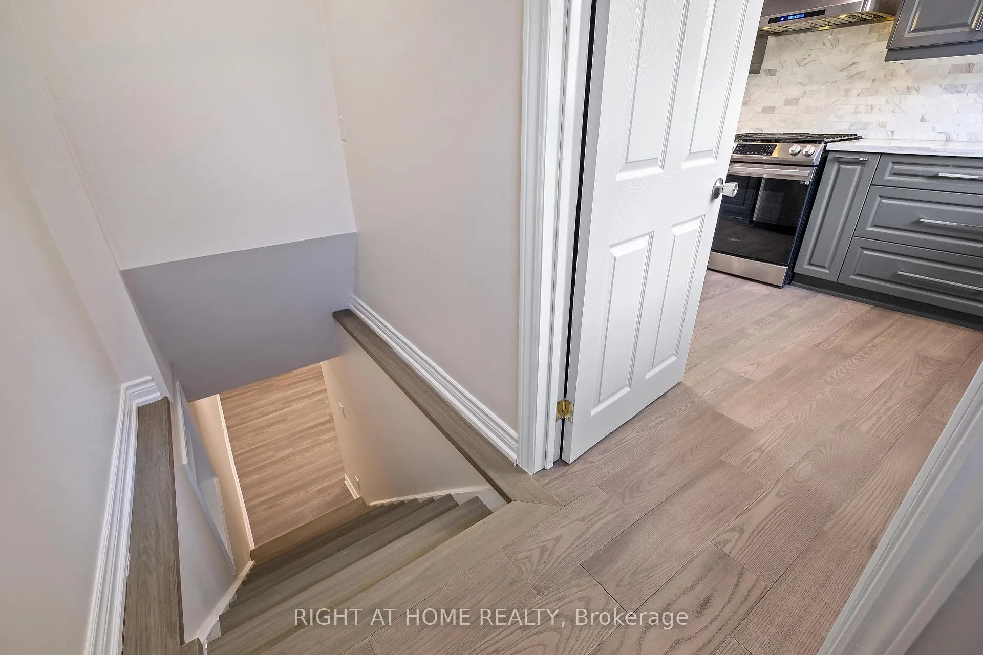 Photo 19 of 1419 Nash Road, Clarington, Courtice — HOMEH