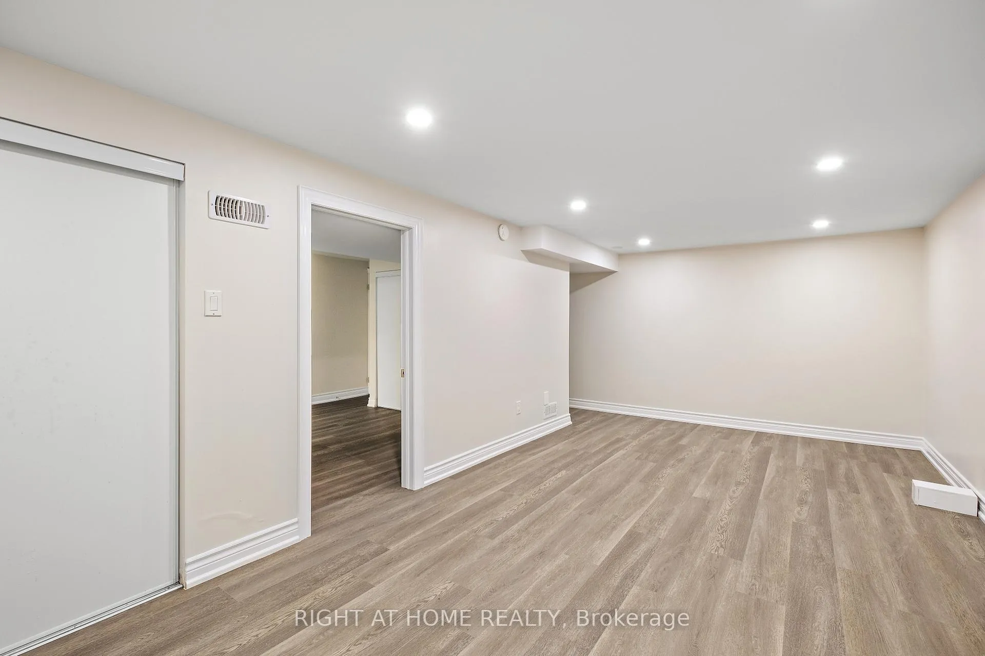 Photo 22 of 1419 Nash Road, Clarington, Courtice — HOMEH