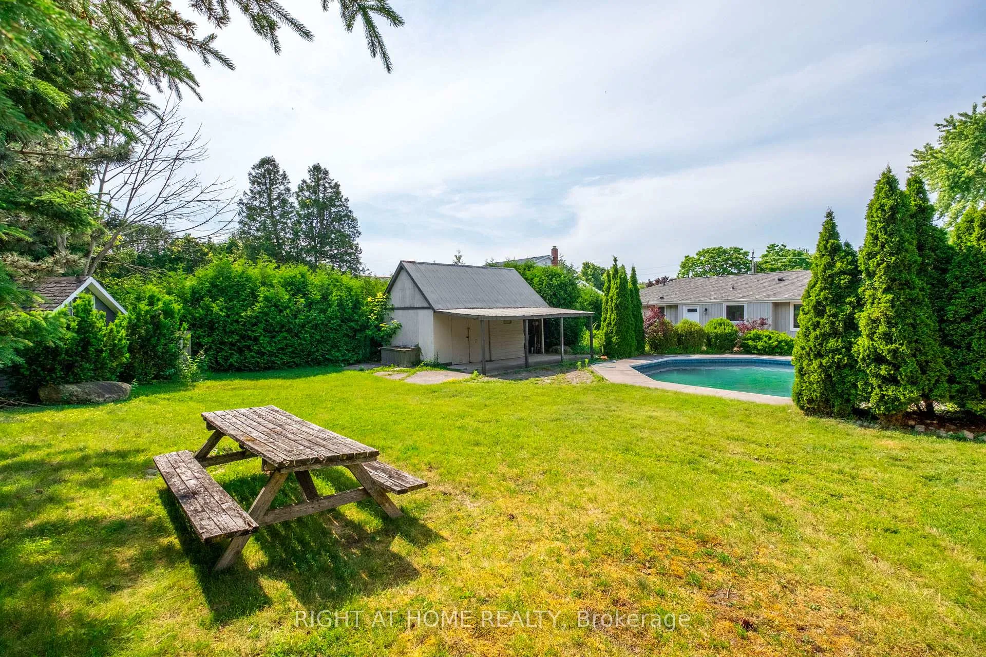 Photo 29 of 1419 Nash Road, Clarington, Courtice — HOMEH