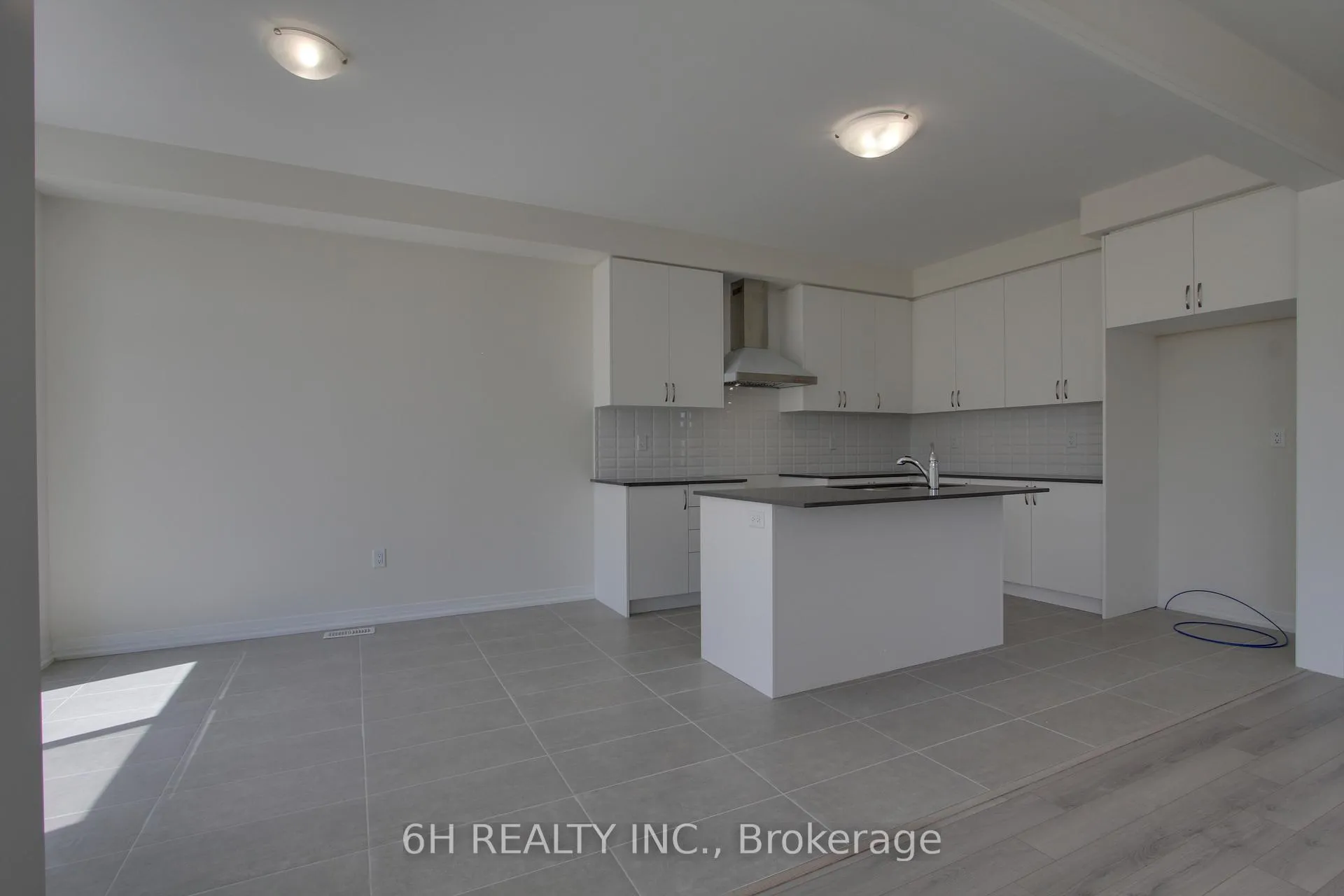 Photo 16 of 2602 Hibiscus Drive, Pickering, Rural Pickering — HOMEH