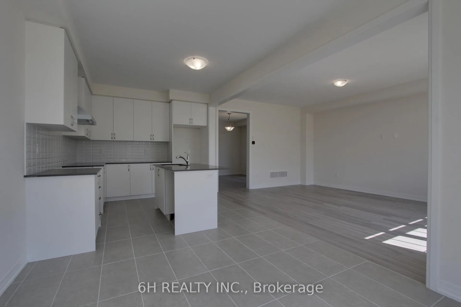 Photo 18 of 2602 Hibiscus Drive, Pickering, Rural Pickering — HOMEH