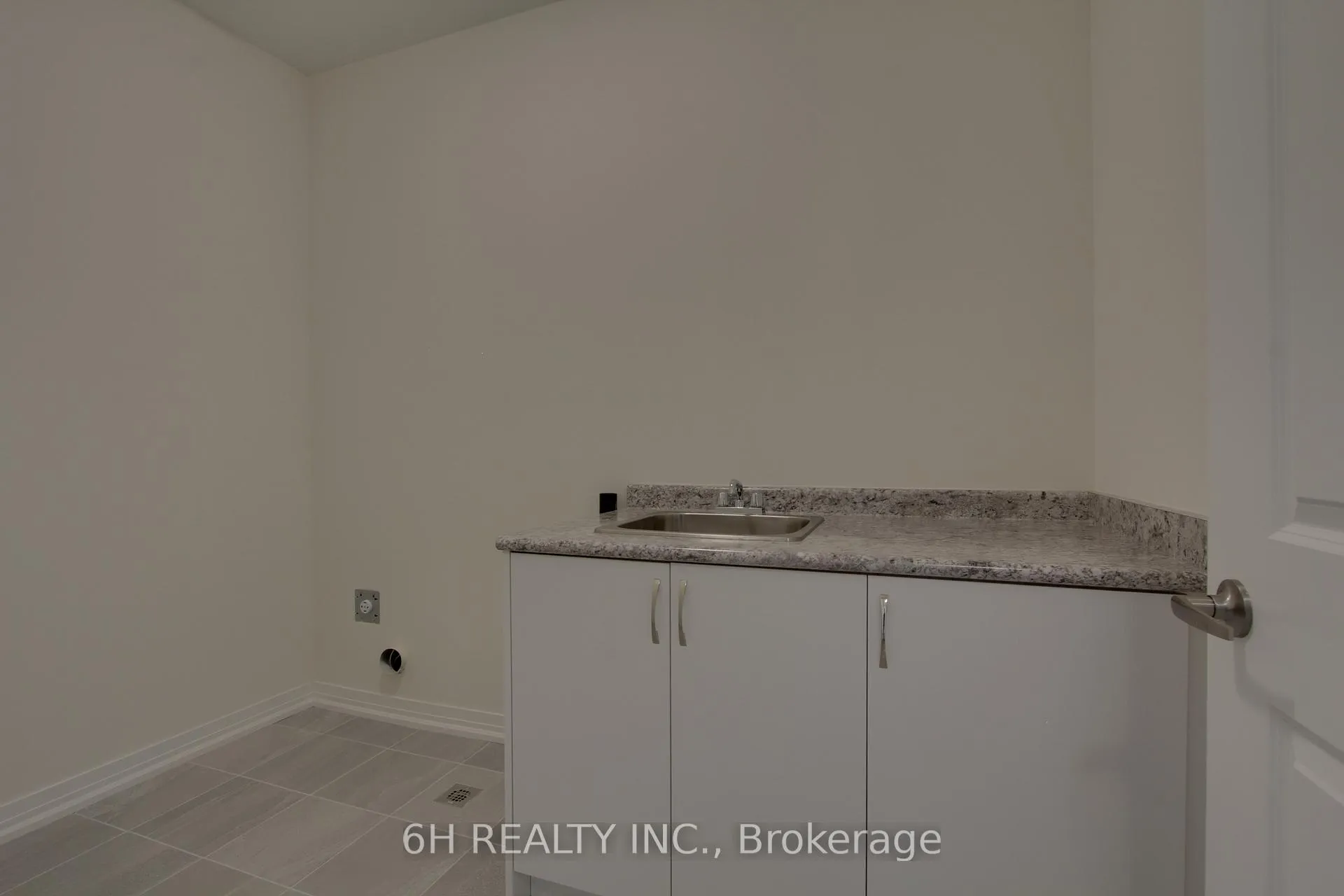 Photo 38 of 2602 Hibiscus Drive, Pickering, Rural Pickering — HOMEH