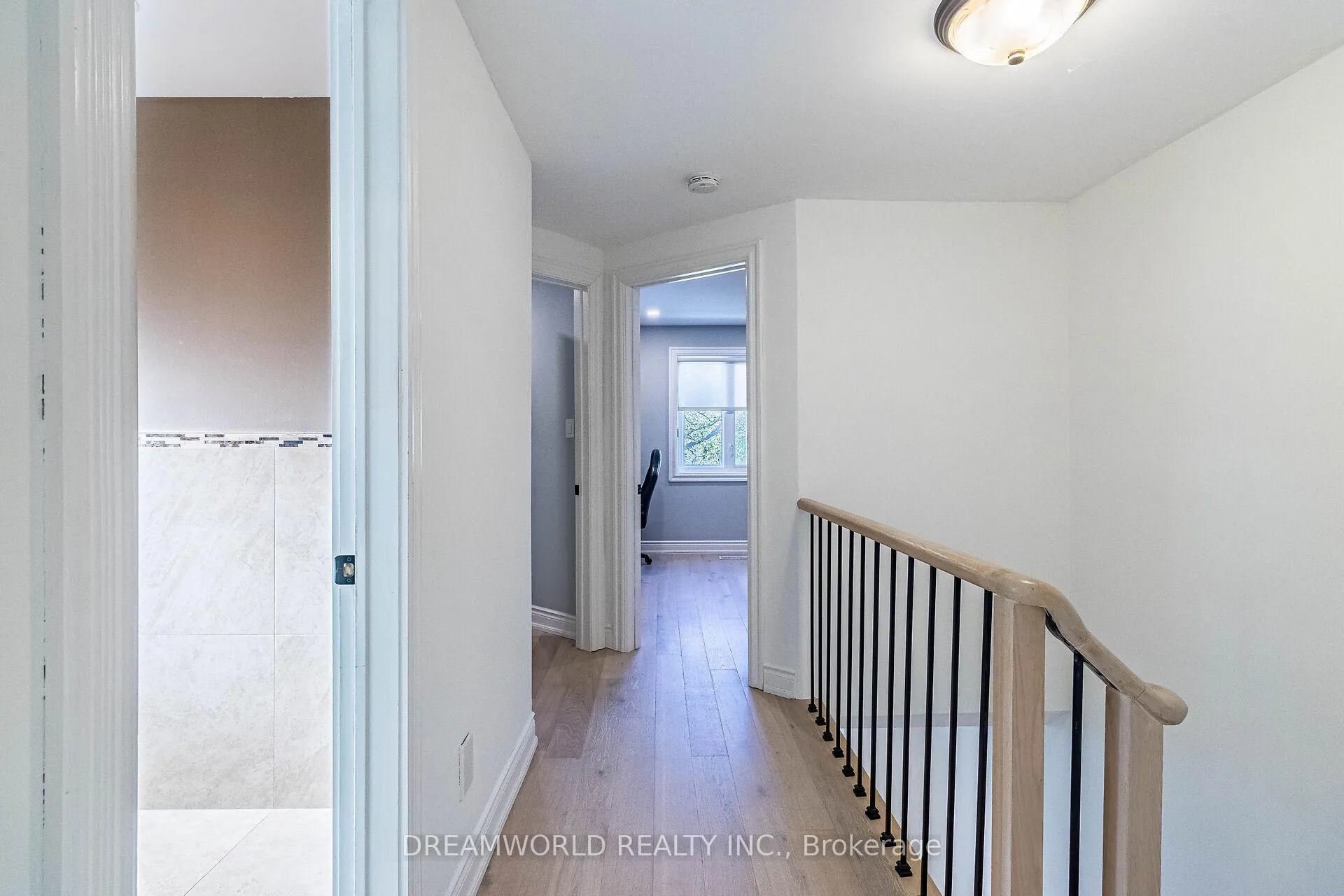 Photo 25 of 21 Irish Moss Court, Vaughan, East Woodbridge — HOMEH