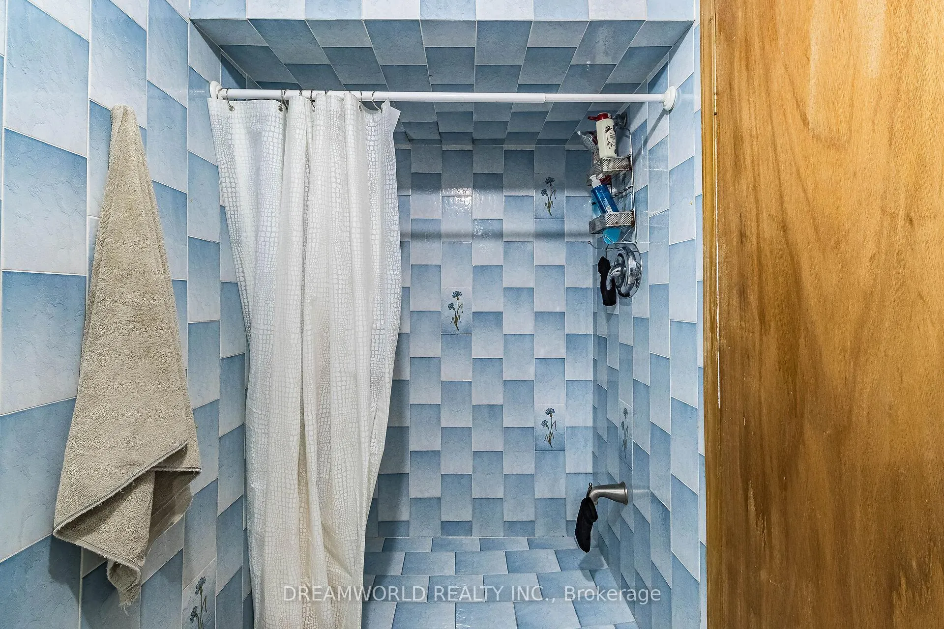 Photo 30 of 21 Irish Moss Court, Vaughan, East Woodbridge — HOMEH