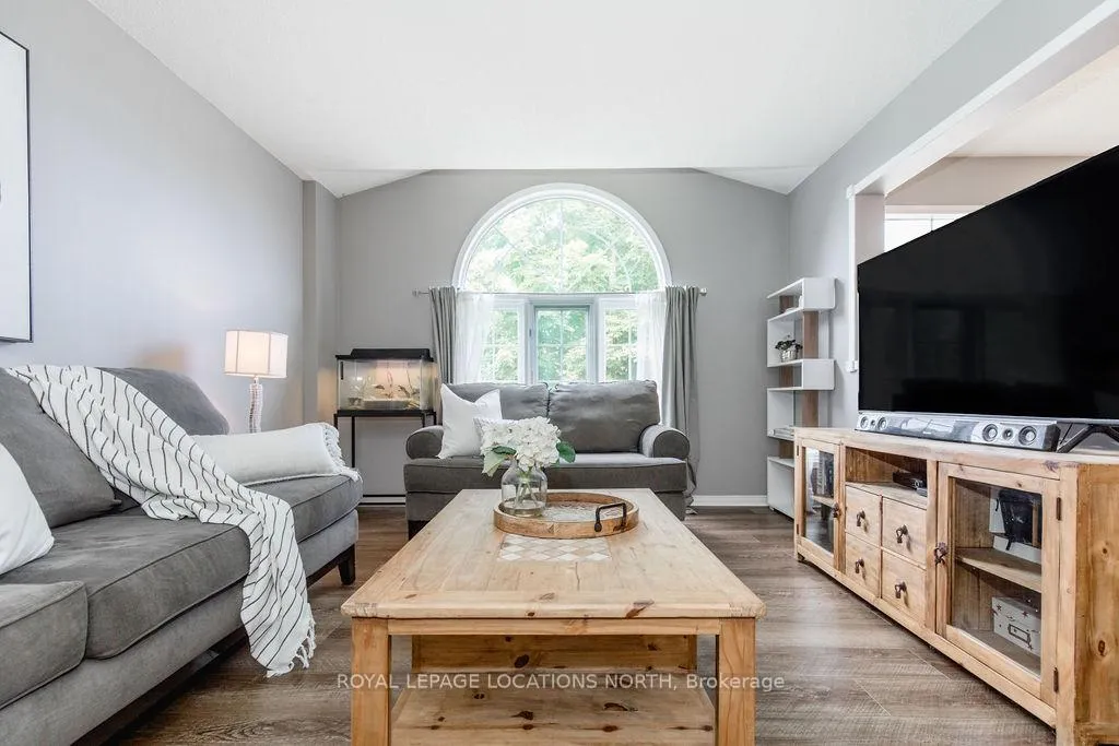 Photo 6 of 84 Silver Birch Avenue, Wasaga Beach — HOMEH