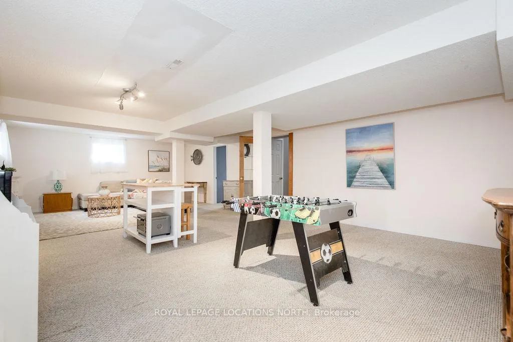 Photo 25 of 84 Silver Birch Avenue, Wasaga Beach — HOMEH