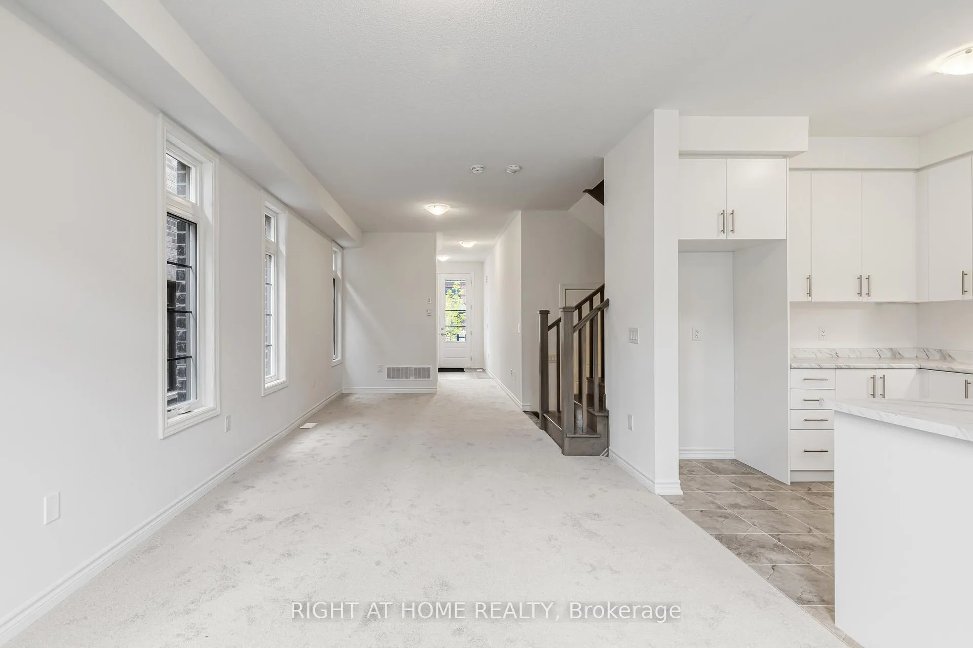 Photo 11 of 17 Daffodil Road, Springwater, Midhurst — HOMEH