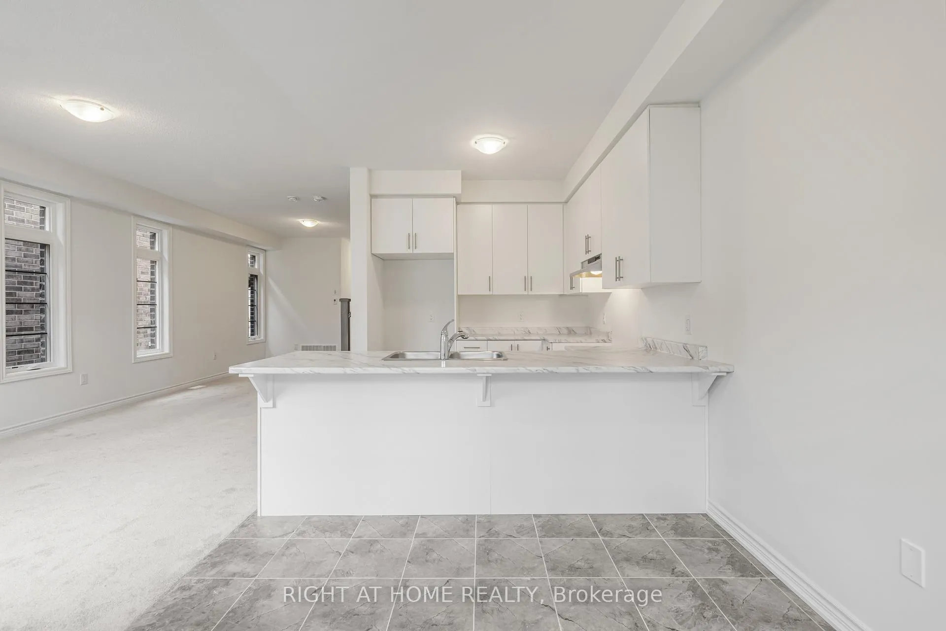 Photo 14 of 17 Daffodil Road, Springwater, Midhurst — HOMEH