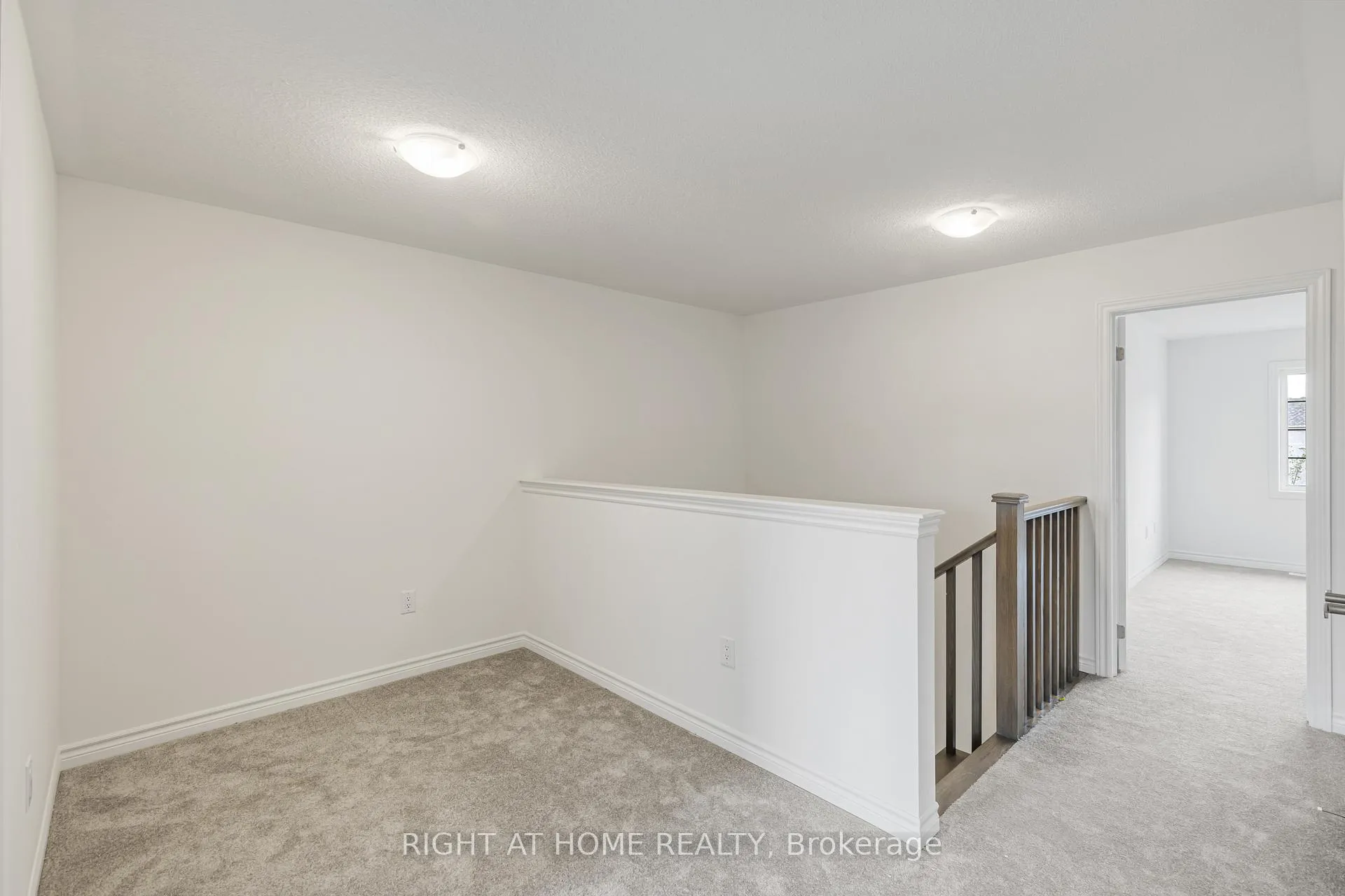 Photo 18 of 17 Daffodil Road, Springwater, Midhurst — HOMEH