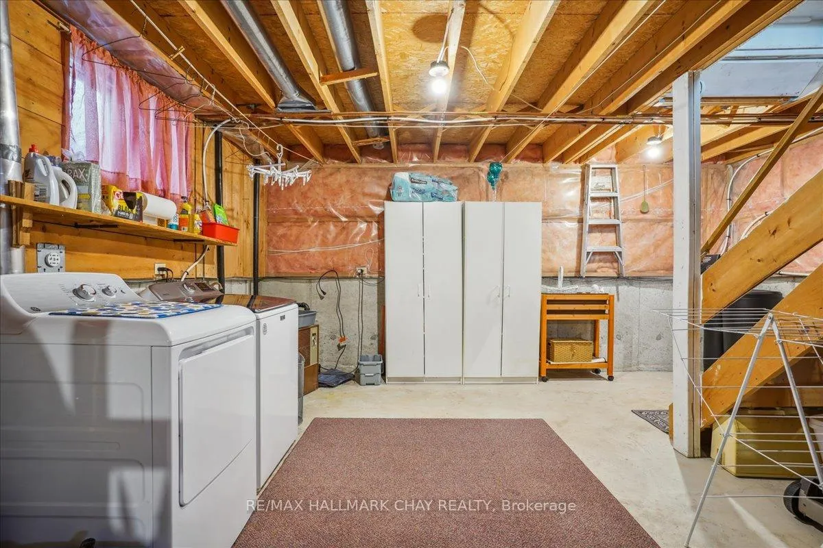 Photo 34 of 69 Irwin Drive, Barrie, Northwest — HOMEH