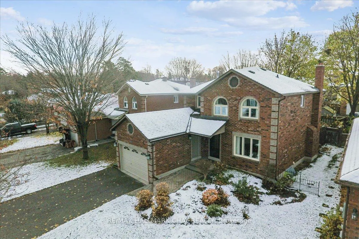 Photo 40 of 69 Irwin Drive, Barrie, Northwest — HOMEH