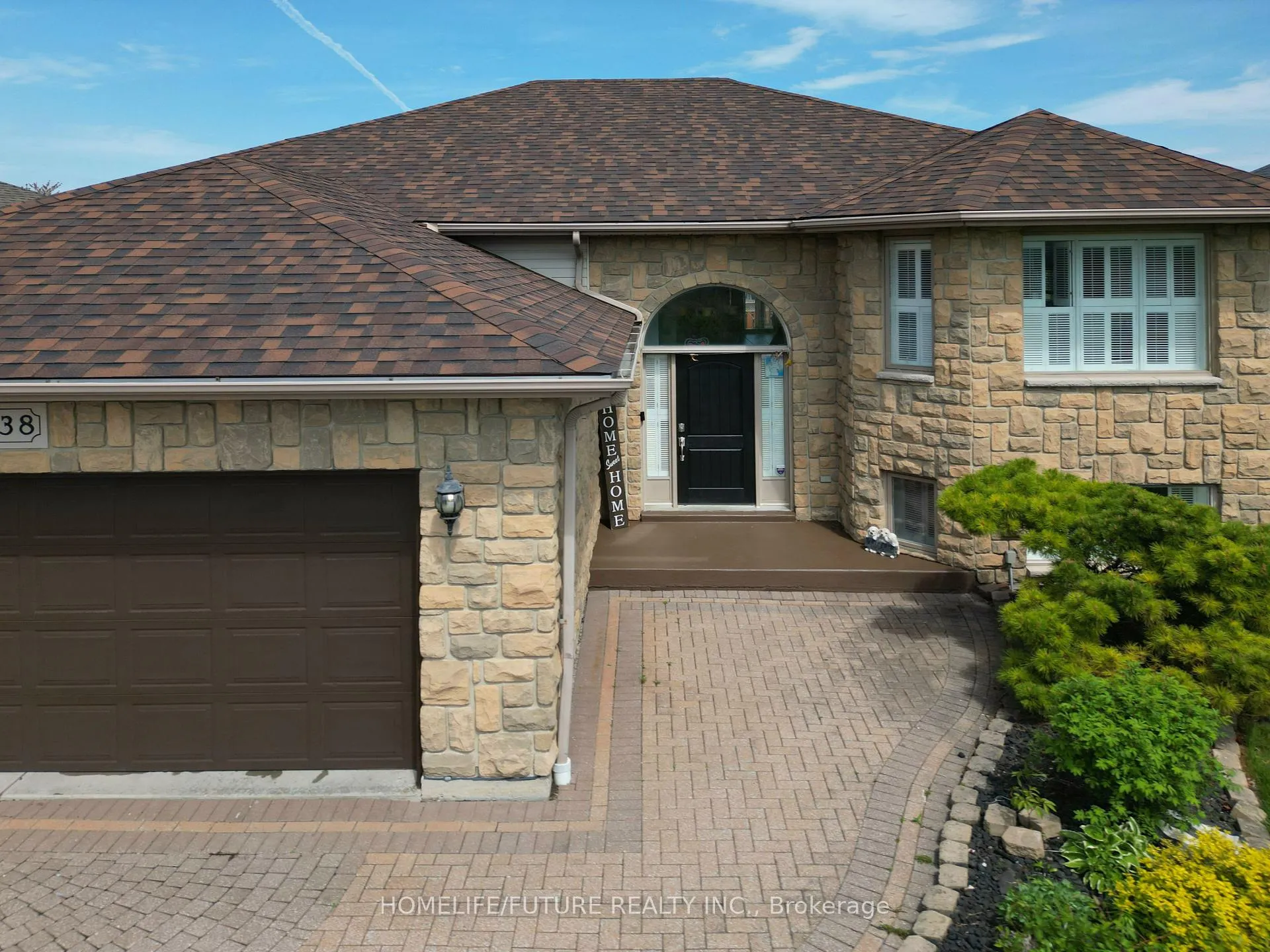 Front of 4738 Shadetree Court