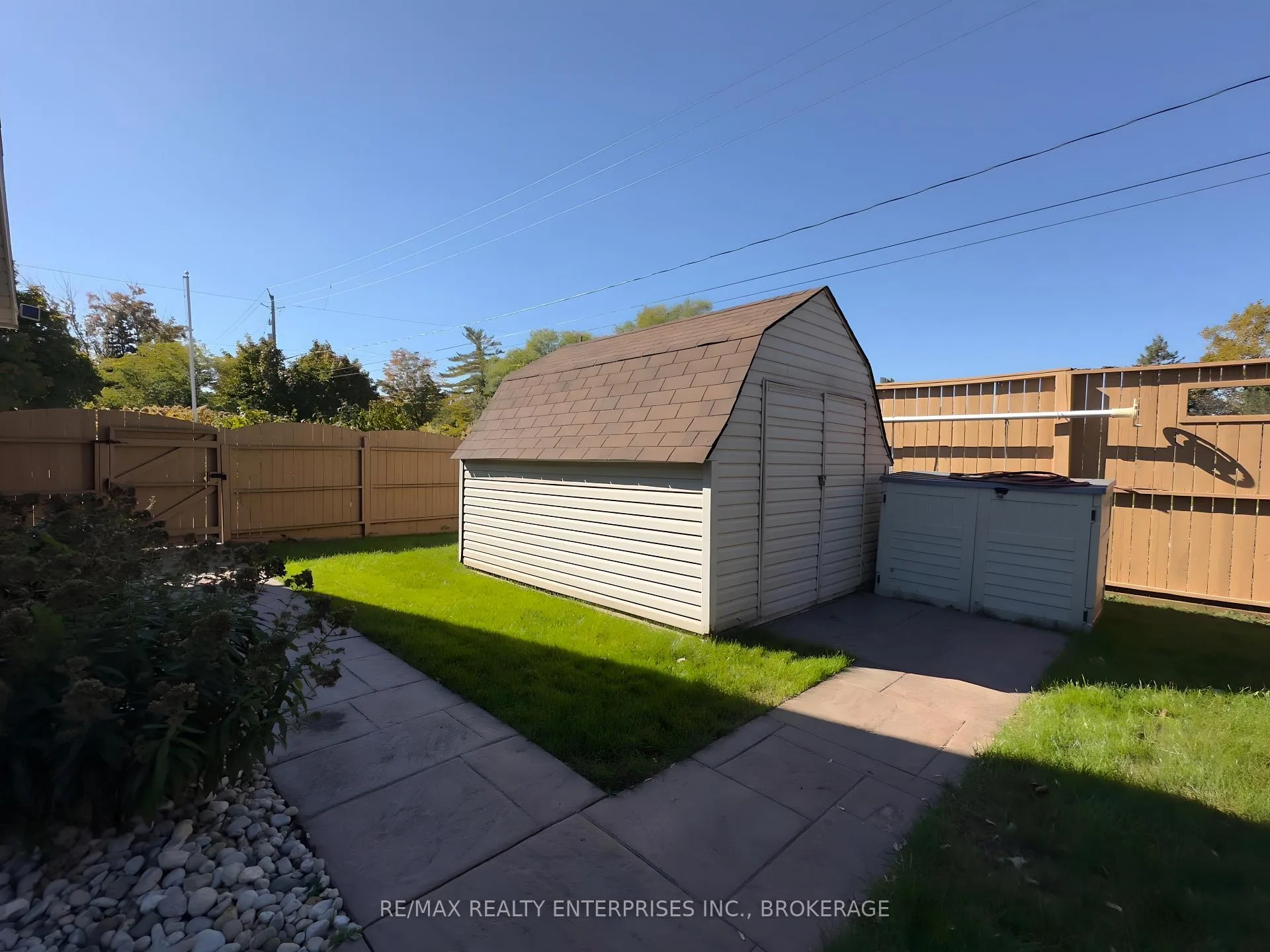 Photo 322 of 6 Vine Road, Grimsby, Grimsby West — HOMEH