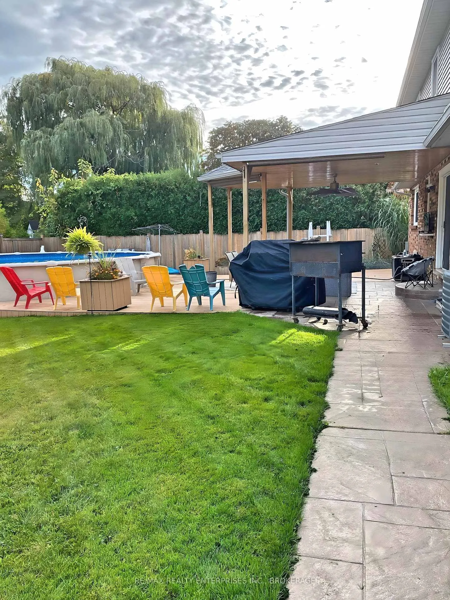 Photo 348 of 6 Vine Road, Grimsby, Grimsby West — HOMEH