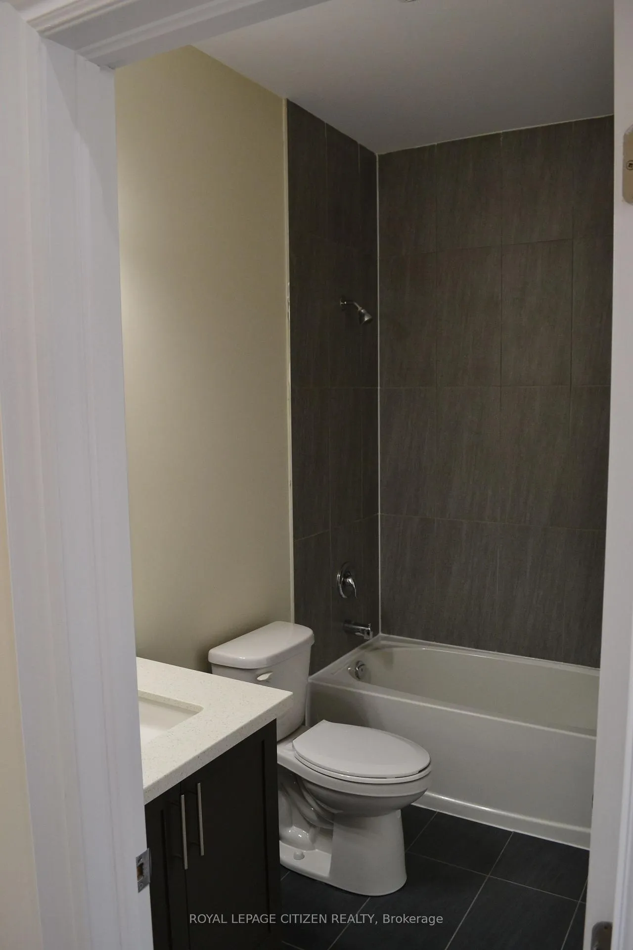 Photo 5 of 80 bellisle Road, Penetanguishene — HOMEH