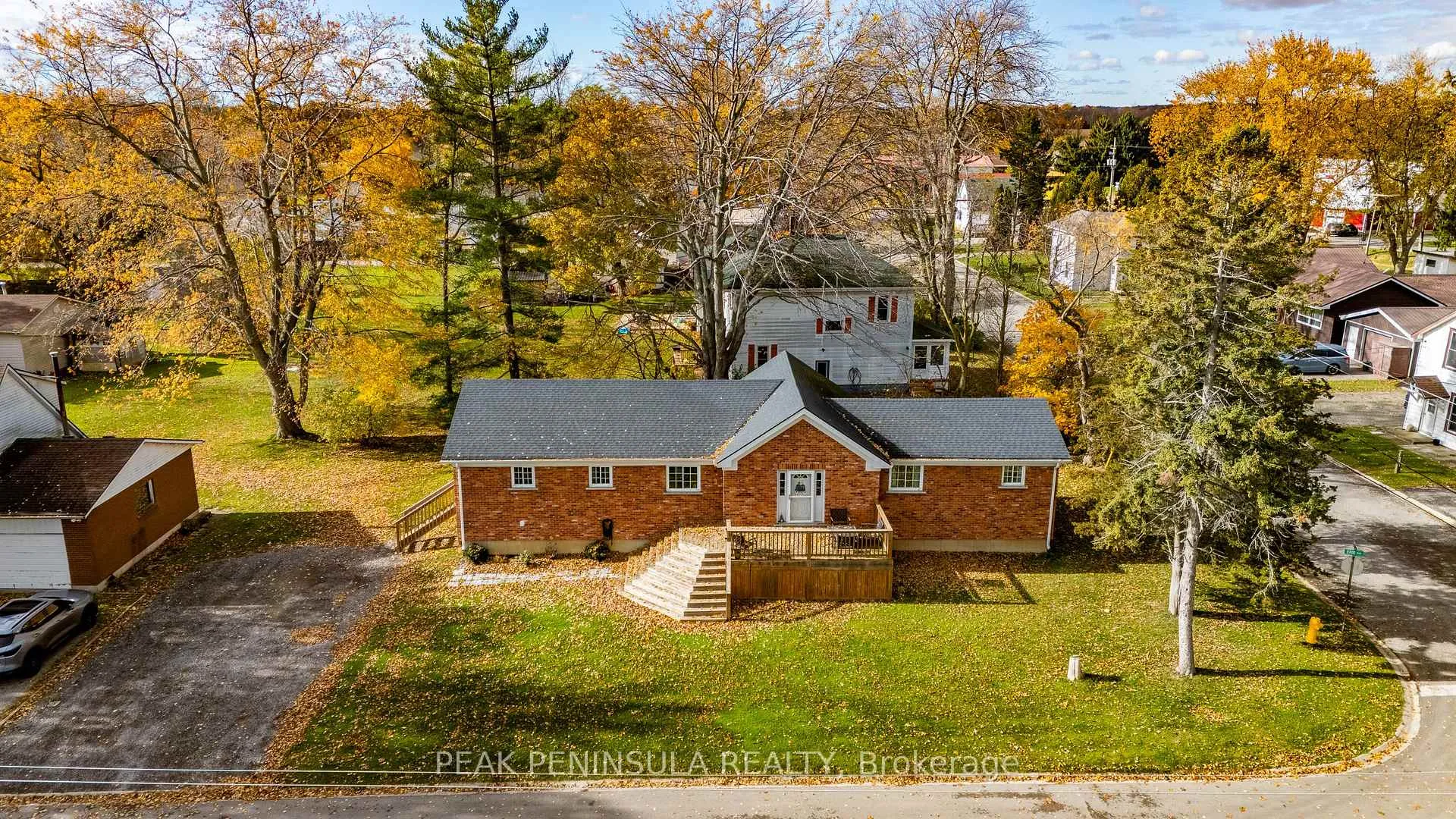 Photo 36 of 16 Chestnut Street, Norfolk, Port Rowan — HOMEH