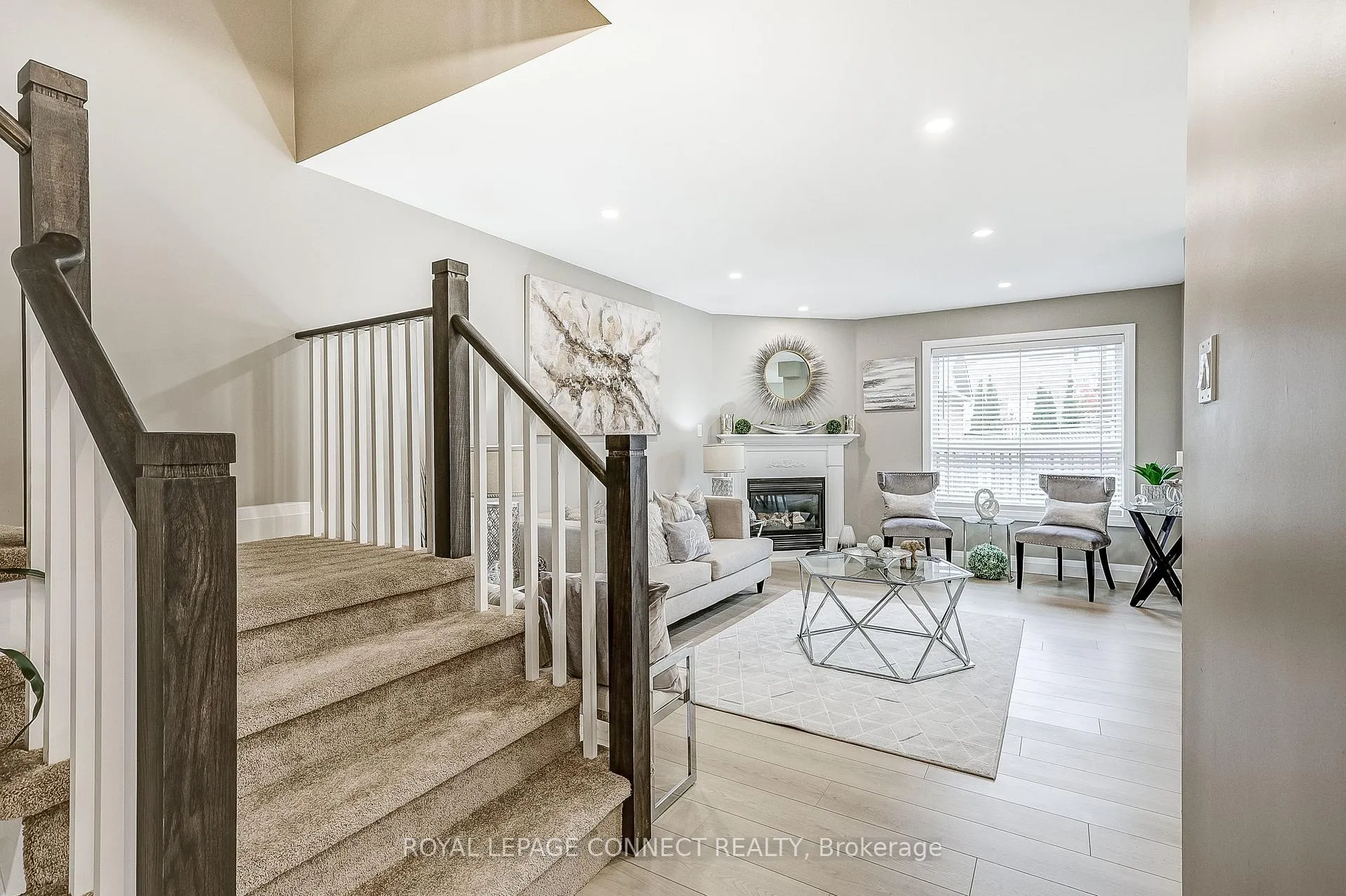 Photo 10 of 14 Candlebrook Drive, Whitby, Pringle Creek — HOMEH
