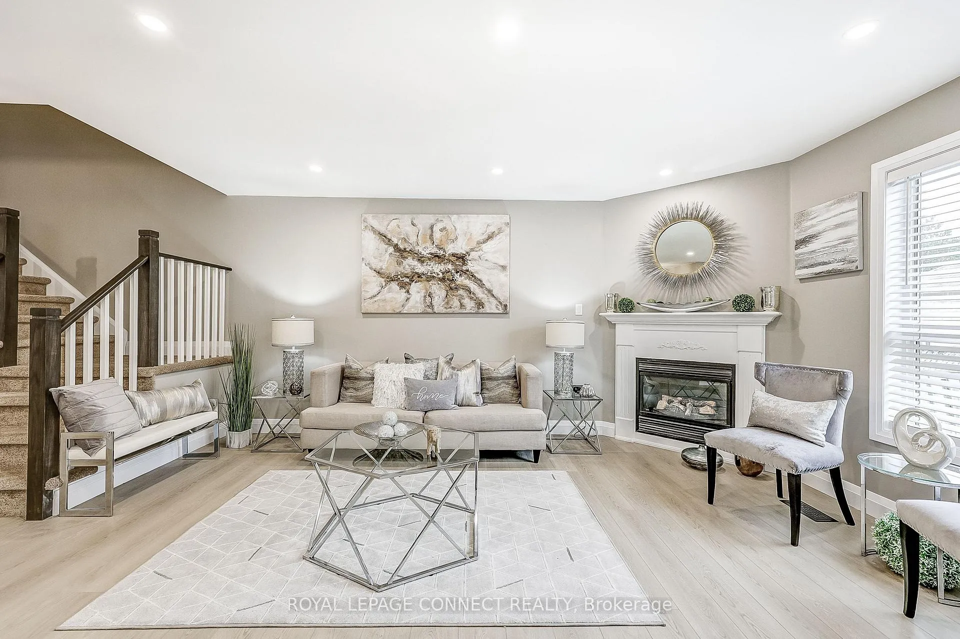 Photo 13 of 14 Candlebrook Drive, Whitby, Pringle Creek — HOMEH