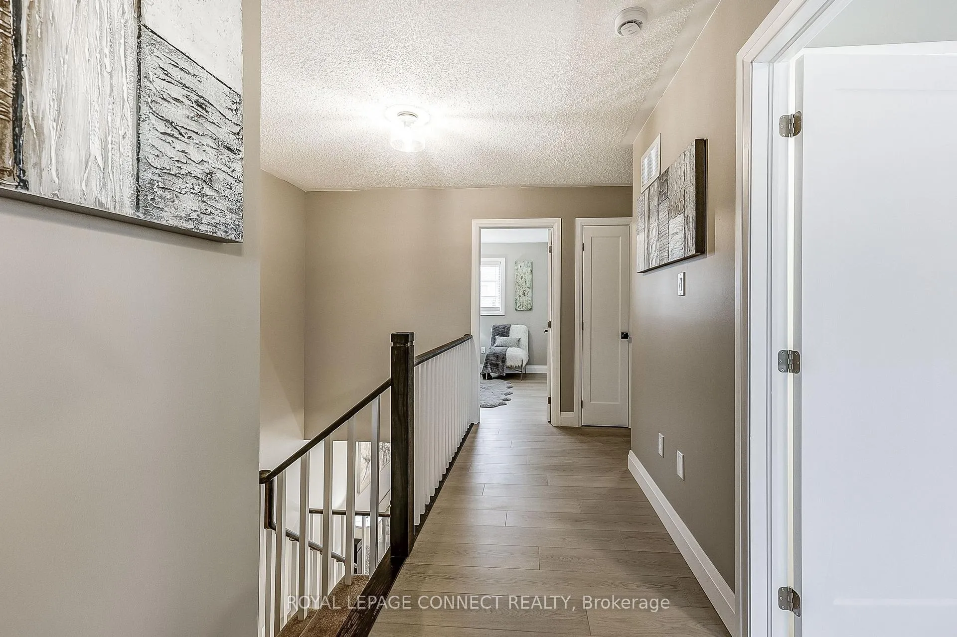 Photo 19 of 14 Candlebrook Drive, Whitby, Pringle Creek — HOMEH