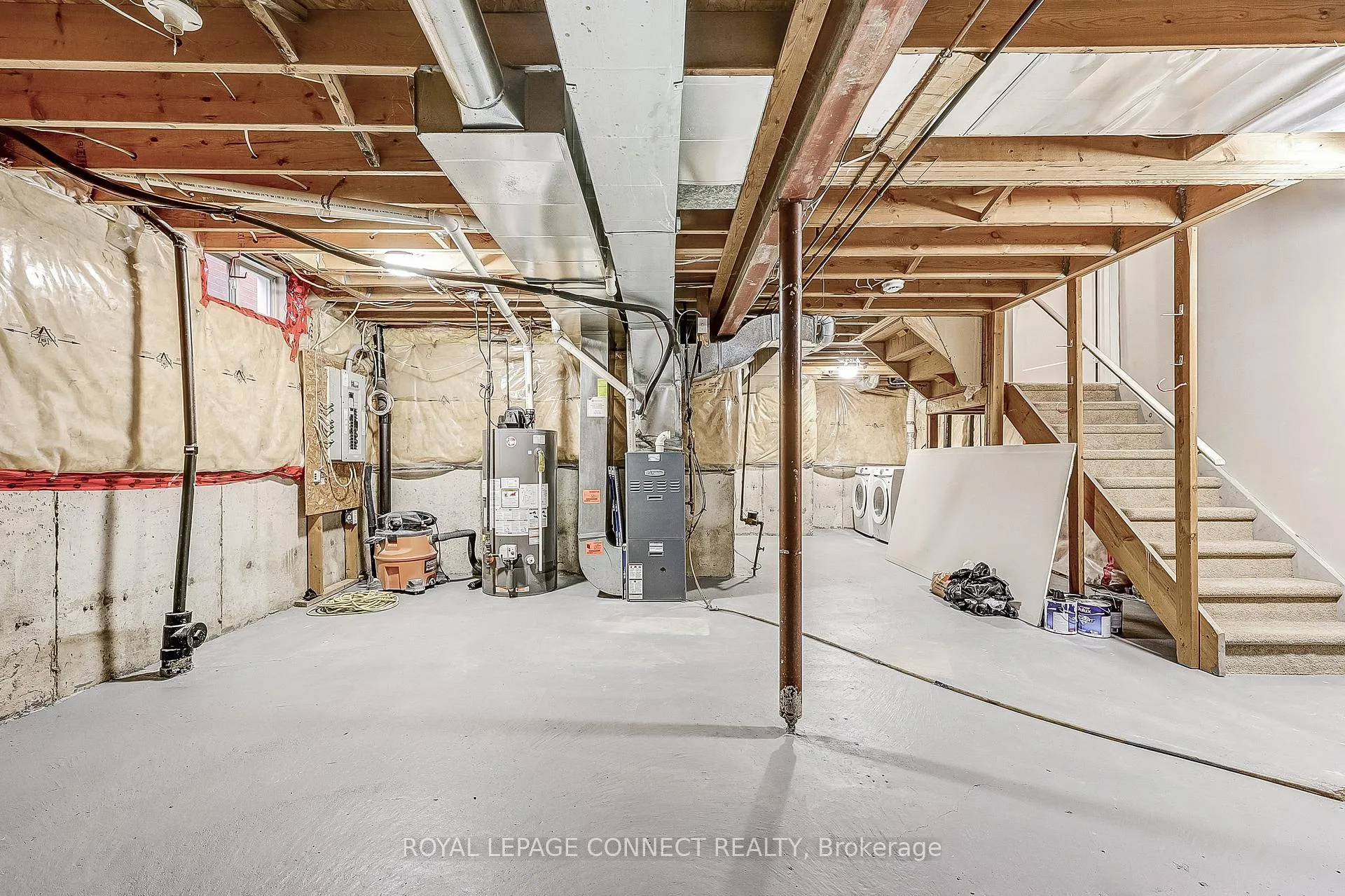 Photo 32 of 14 Candlebrook Drive, Whitby, Pringle Creek — HOMEH