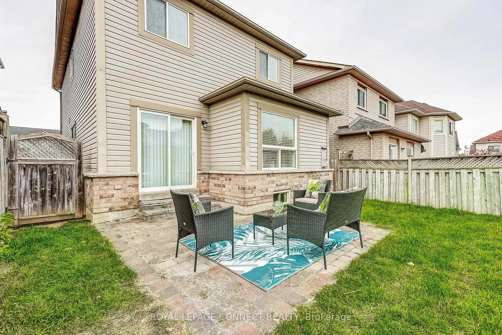 Photo 35 of 14 Candlebrook Drive, Whitby, Pringle Creek — HOMEH