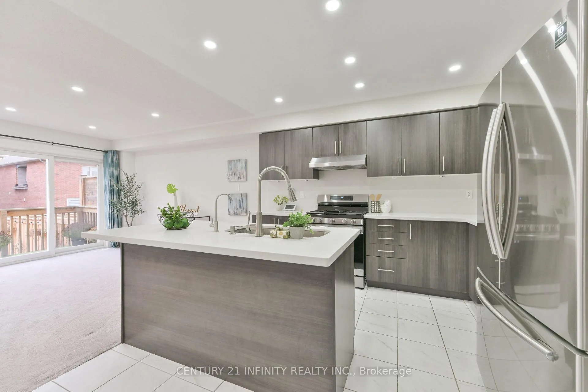 Photo 7 of 165 Hyperion Court, Oshawa, Windfields — HOMEH