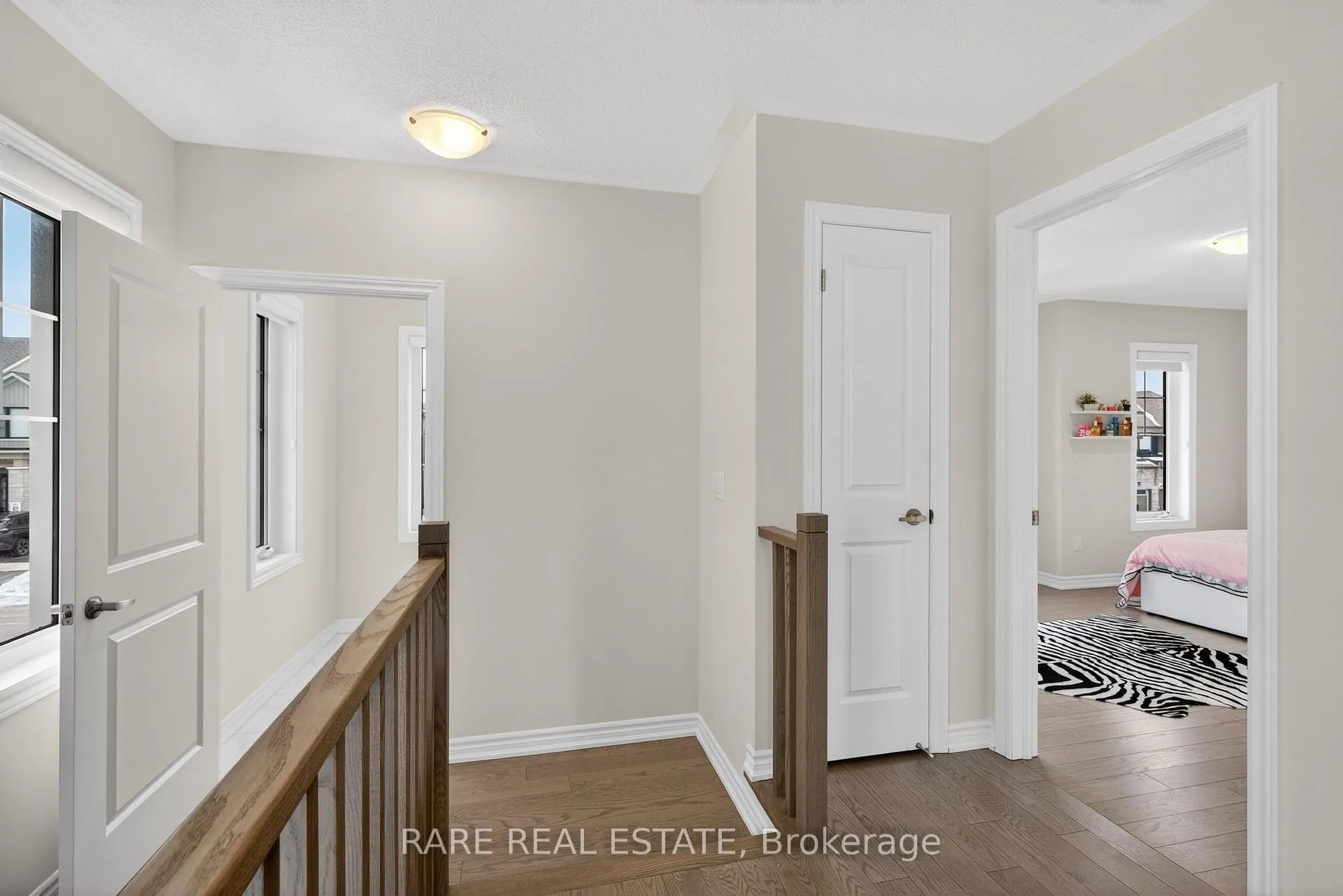 Photo 23 of 25 Rochester Drive, Barrie, Rural Barrie Southeast — HOMEH