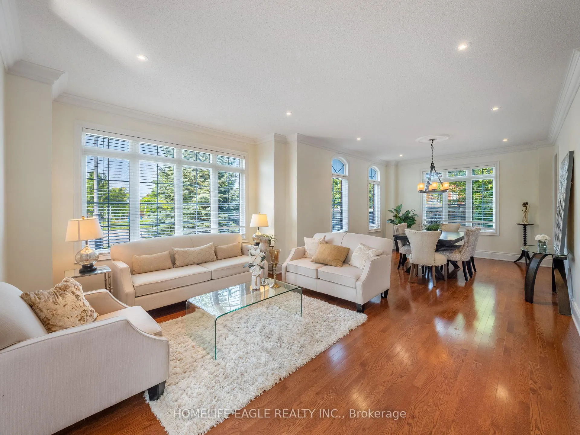 Photo 4 of 47 Hartwell Way, Aurora, Bayview Northeast — HOMEH