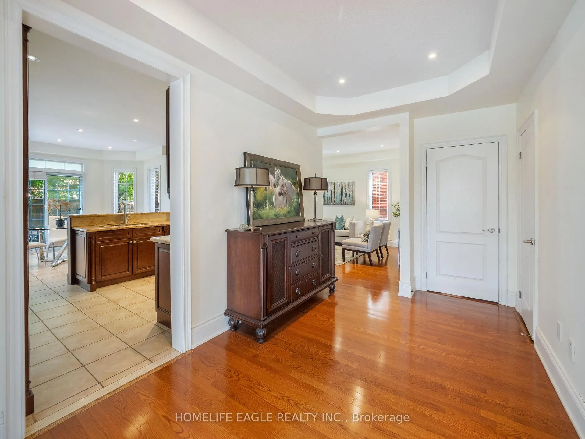 Photo 9 of 47 Hartwell Way, Aurora, Bayview Northeast — HOMEH