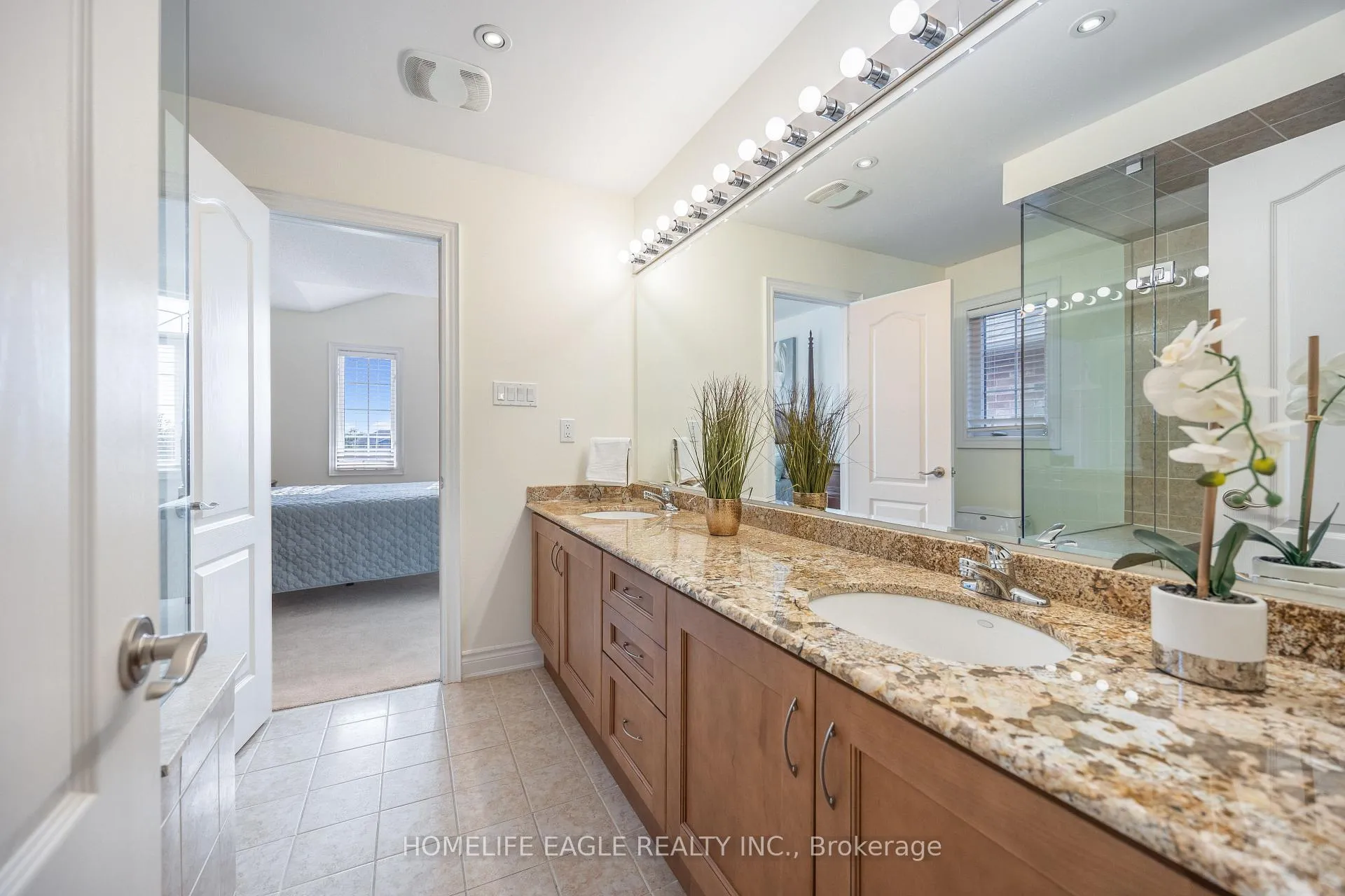Photo 31 of 47 Hartwell Way, Aurora, Bayview Northeast — HOMEH