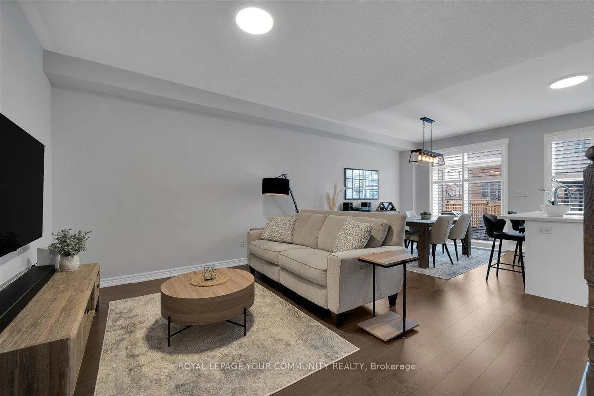 Photo 6 of 3 Clifford Crescent, New Tecumseth, Tottenham — HOMEH