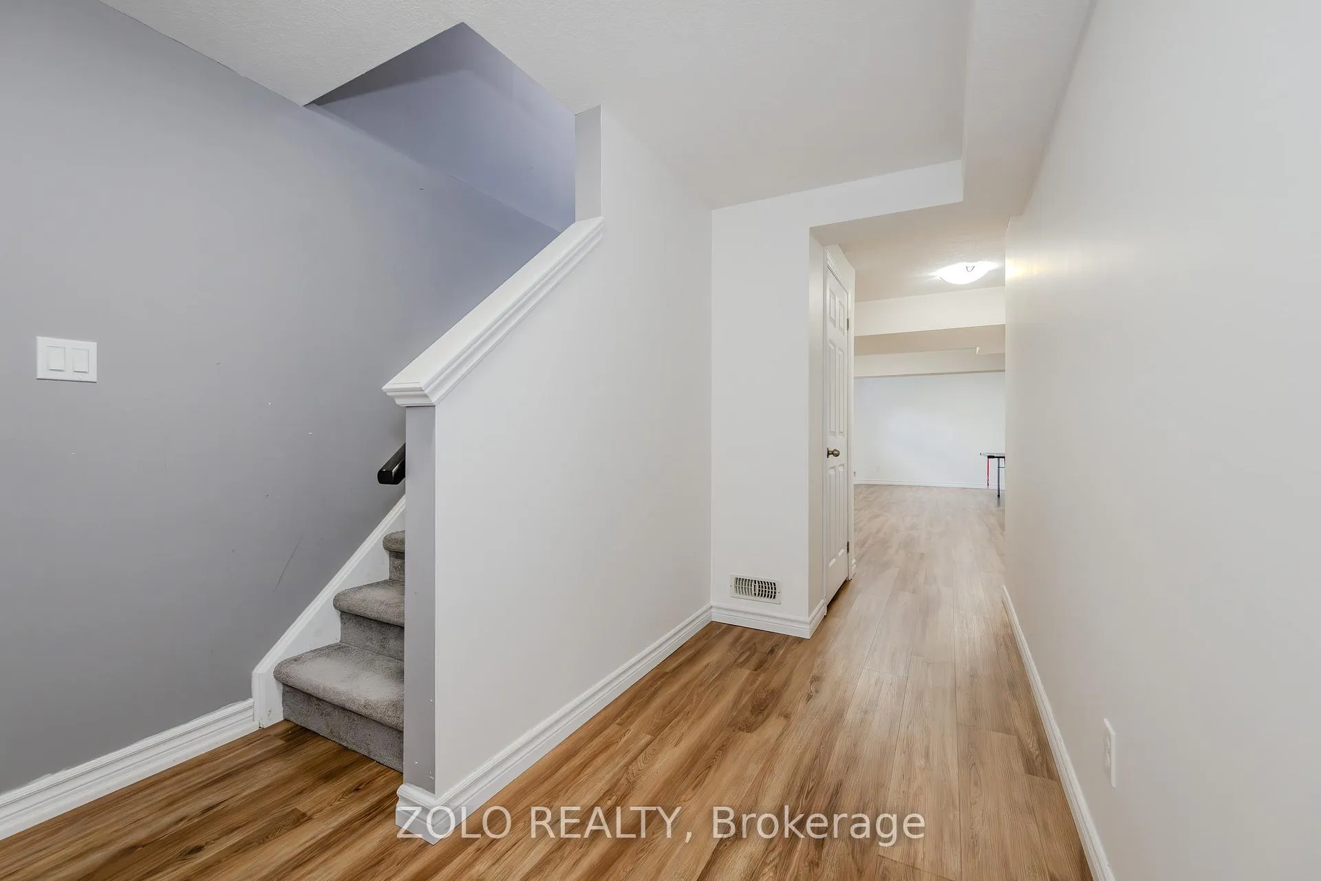 Photo 31 of 291 Moorlands Crescent, Kitchener — HOMEH