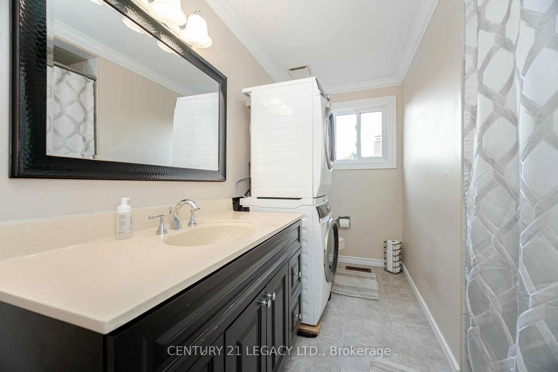 Photo 30 of 8 Kirkham Drive, Ajax, Central West — HOMEH