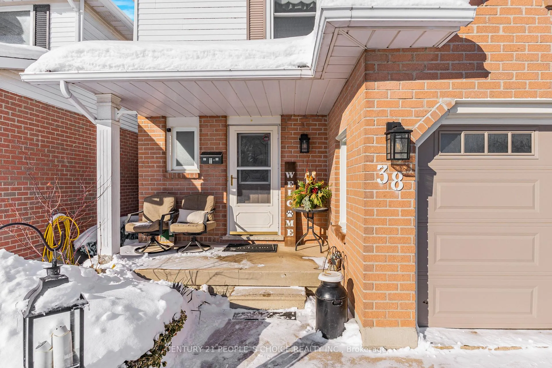 Photo 2 of 38 Culligan Crescent, Thorold, Confederation Heights — HOMEH