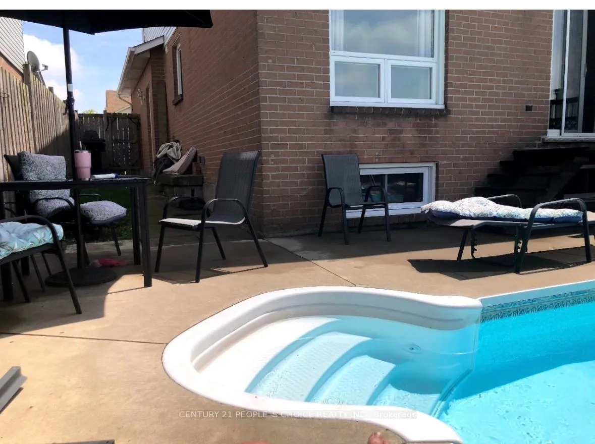Photo 36 of 38 Culligan Crescent, Thorold, Confederation Heights — HOMEH