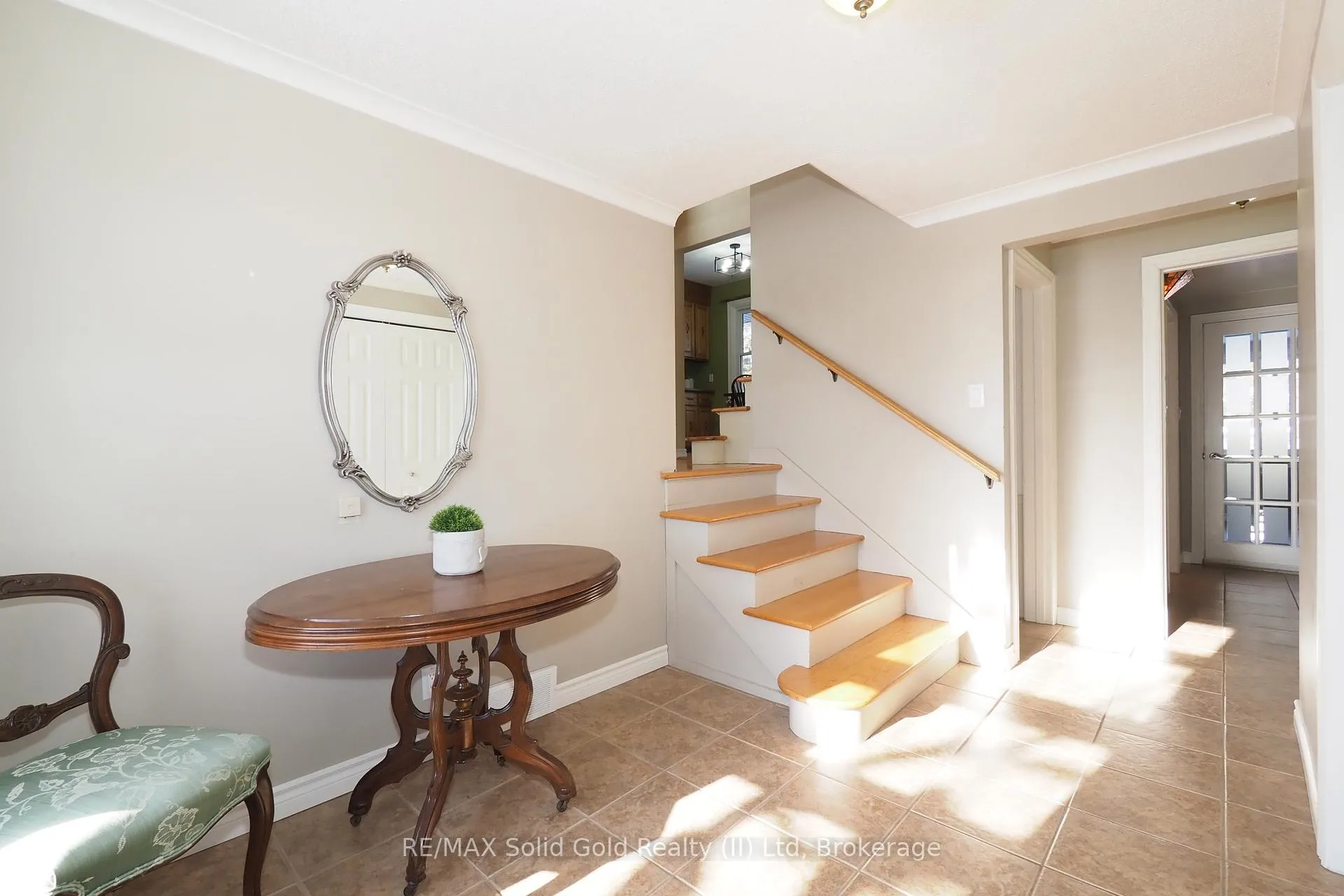 Photo 5 of 249 Murdock Avenue, Waterloo — HOMEH