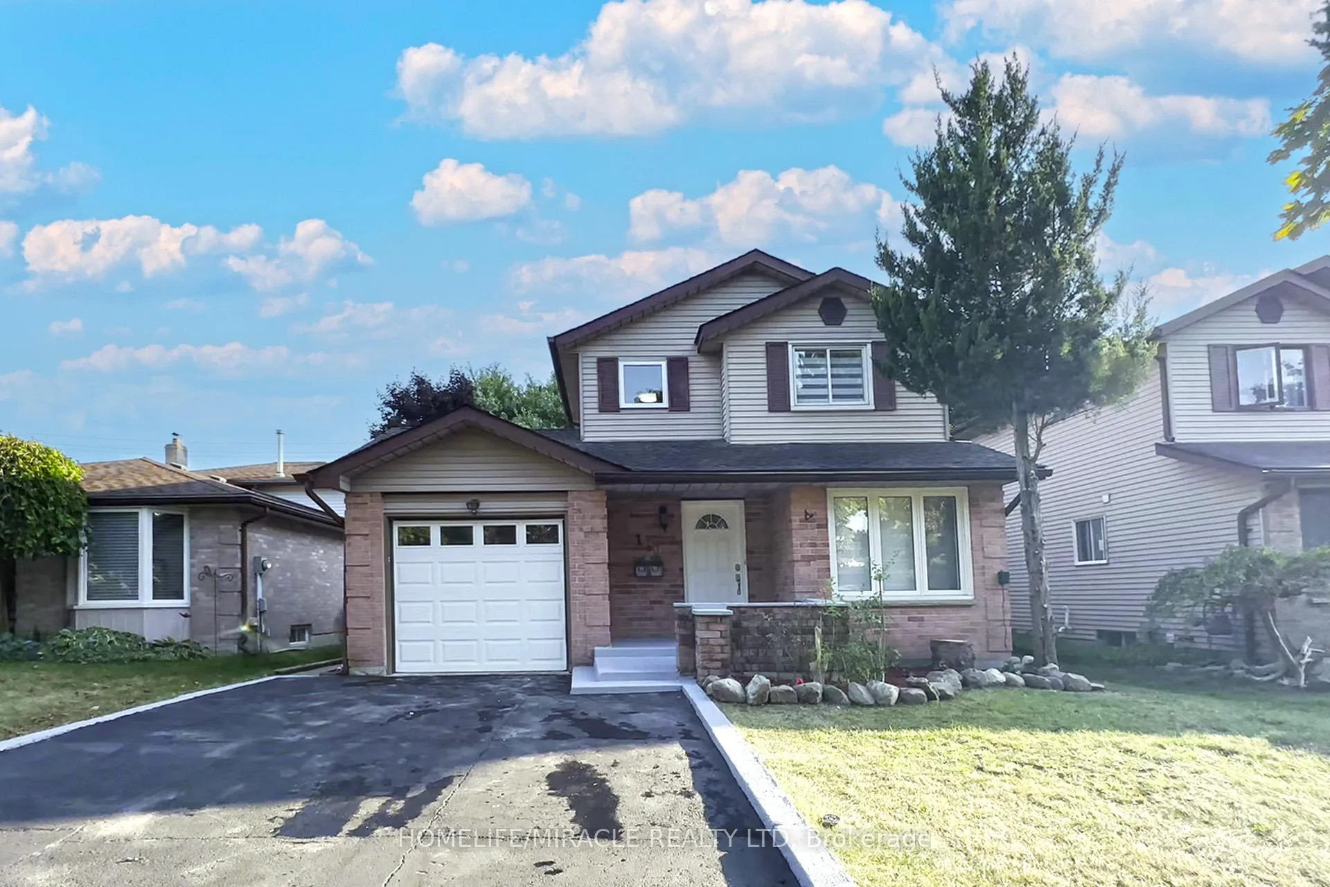 Photo 1 of 149 Foxhunt Road, Waterloo — HOMEH