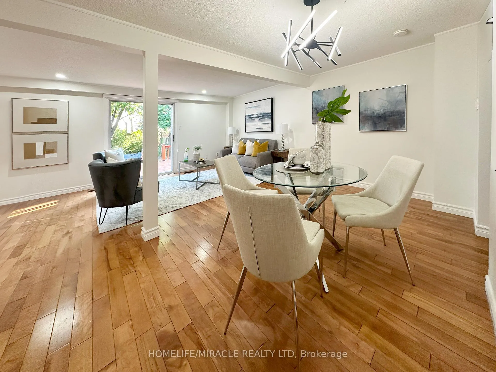 Photo 11 of 149 Foxhunt Road, Waterloo — HOMEH