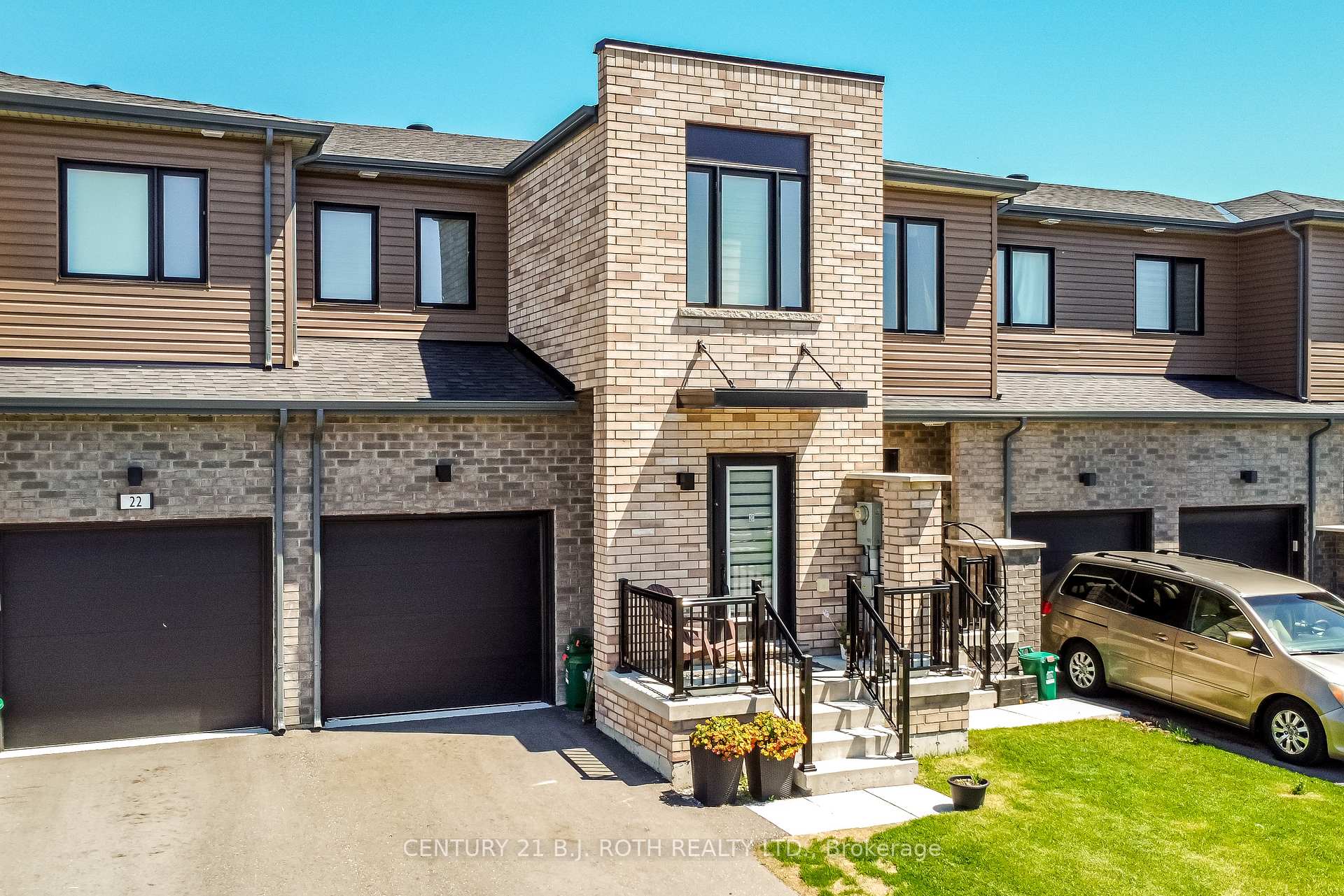 Photo 1 of 20 Haven Lane, Barrie, Painswick South — HOMEH
