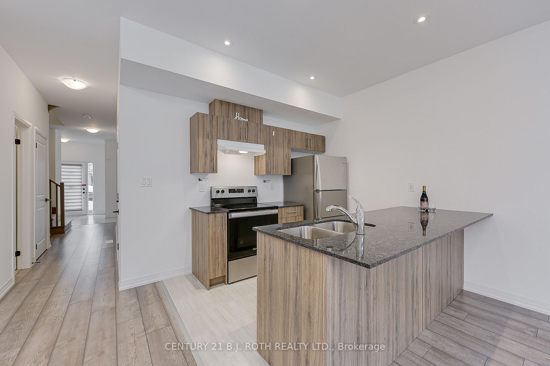Photo 9 of 20 Haven Lane, Barrie, Painswick South — HOMEH