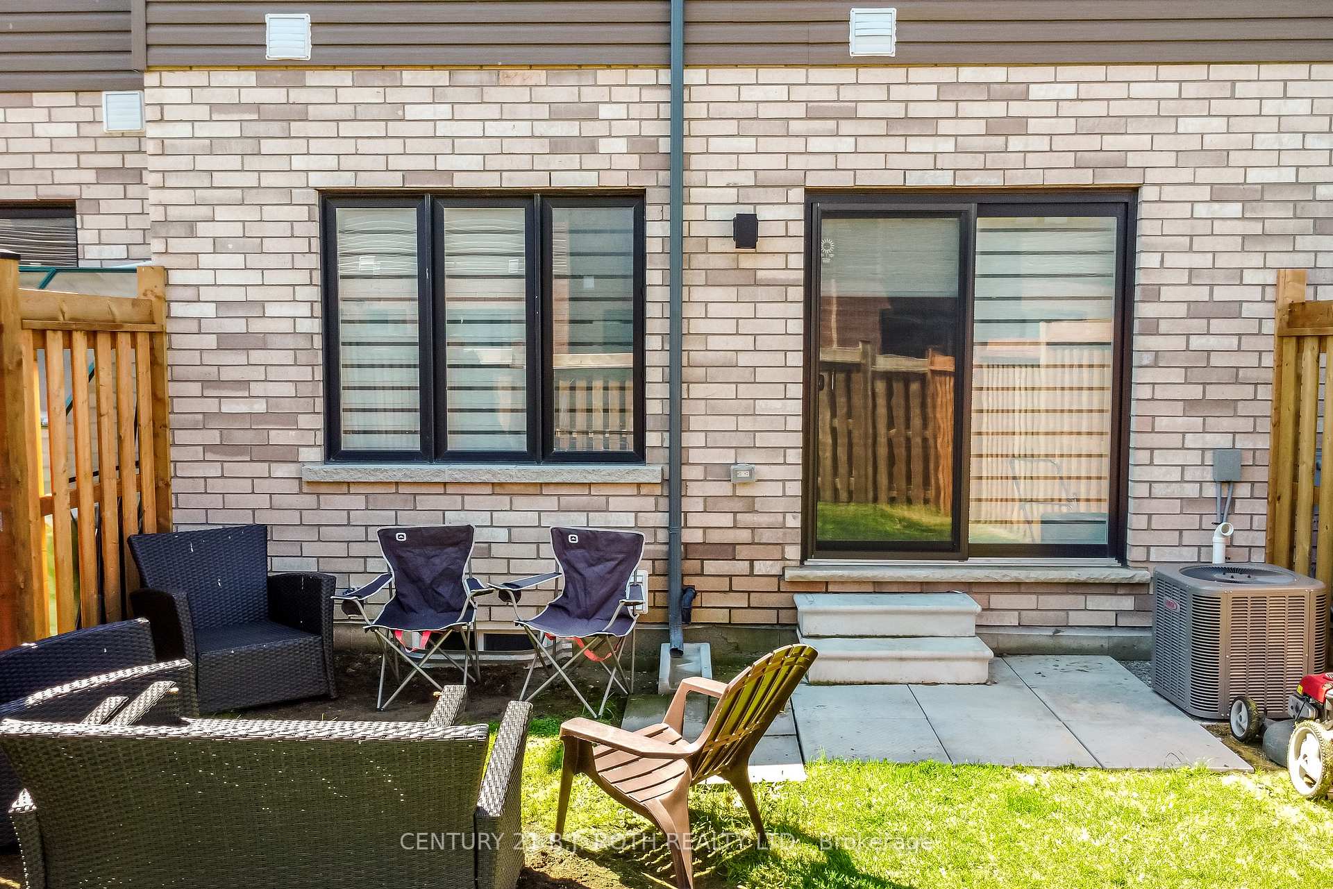 Photo 26 of 20 Haven Lane, Barrie, Painswick South — HOMEH